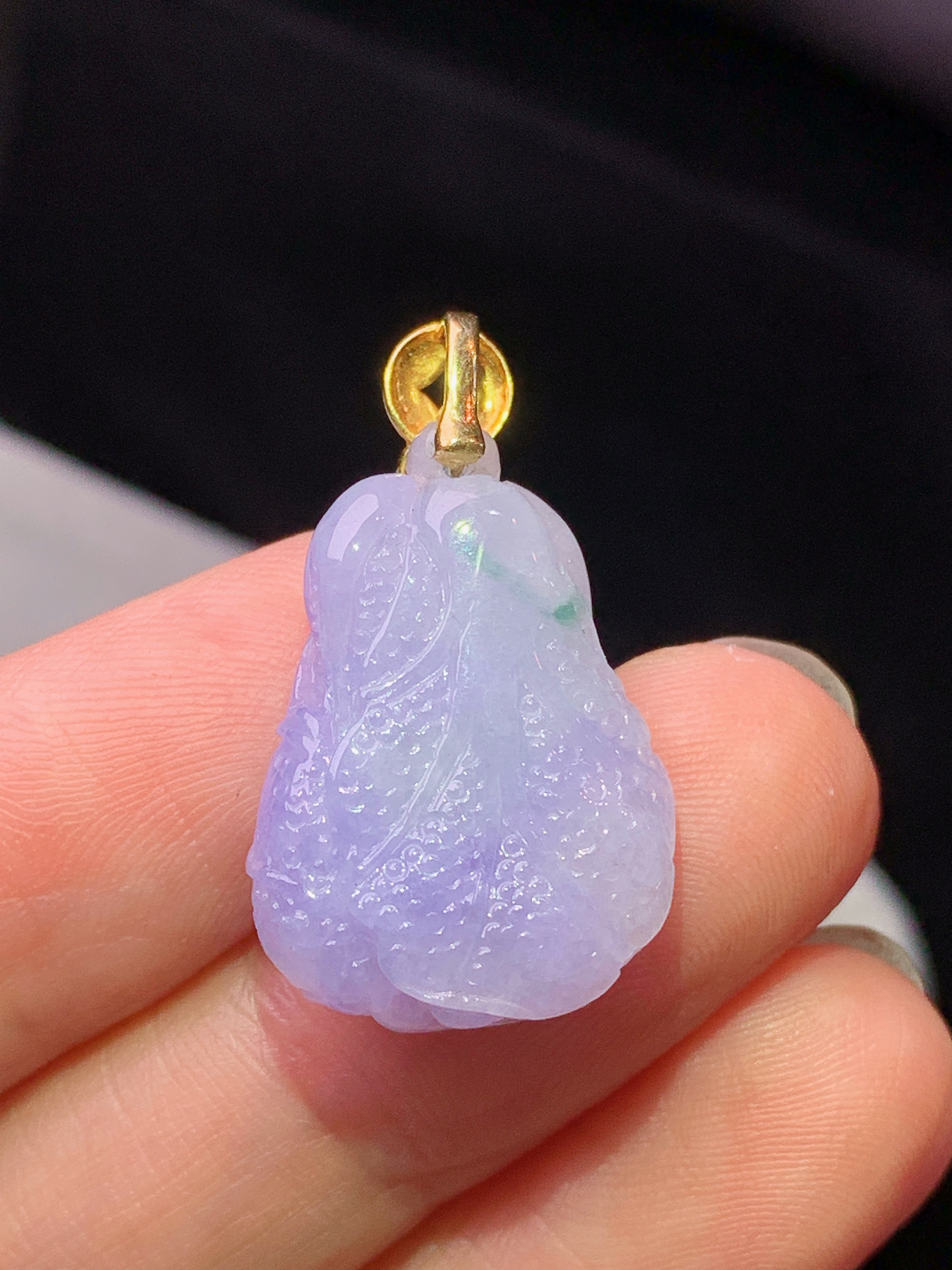 18k金镶嵌紫罗兰白菜吊坠 玉质细腻 色泽艳丽清新 水润亮眼 整体尺寸26.5*15.2*6.5b1