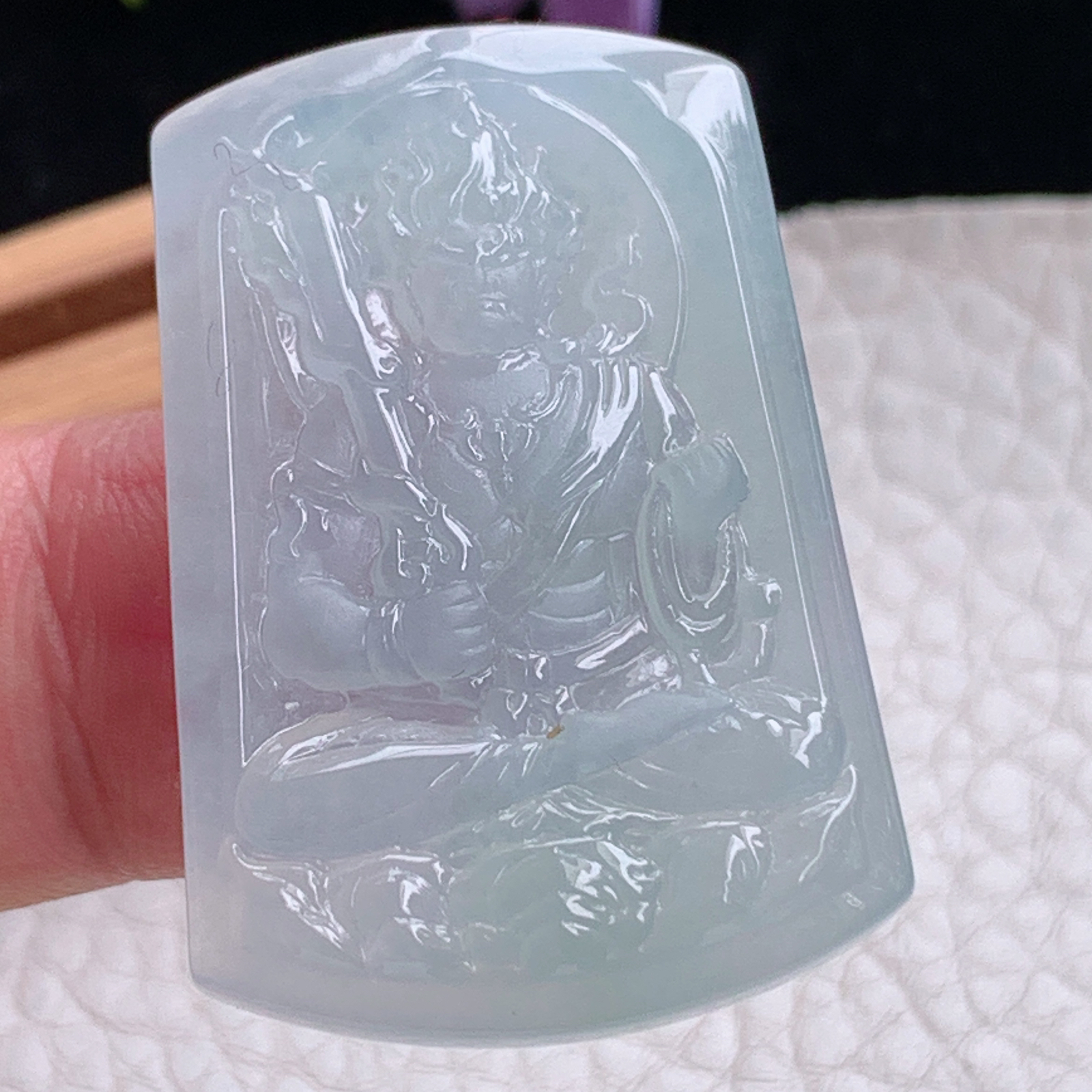 ktj实拍38.5*26*5天然缅甸翡翠冰透不动明王吊坠生肖守护神玉坠