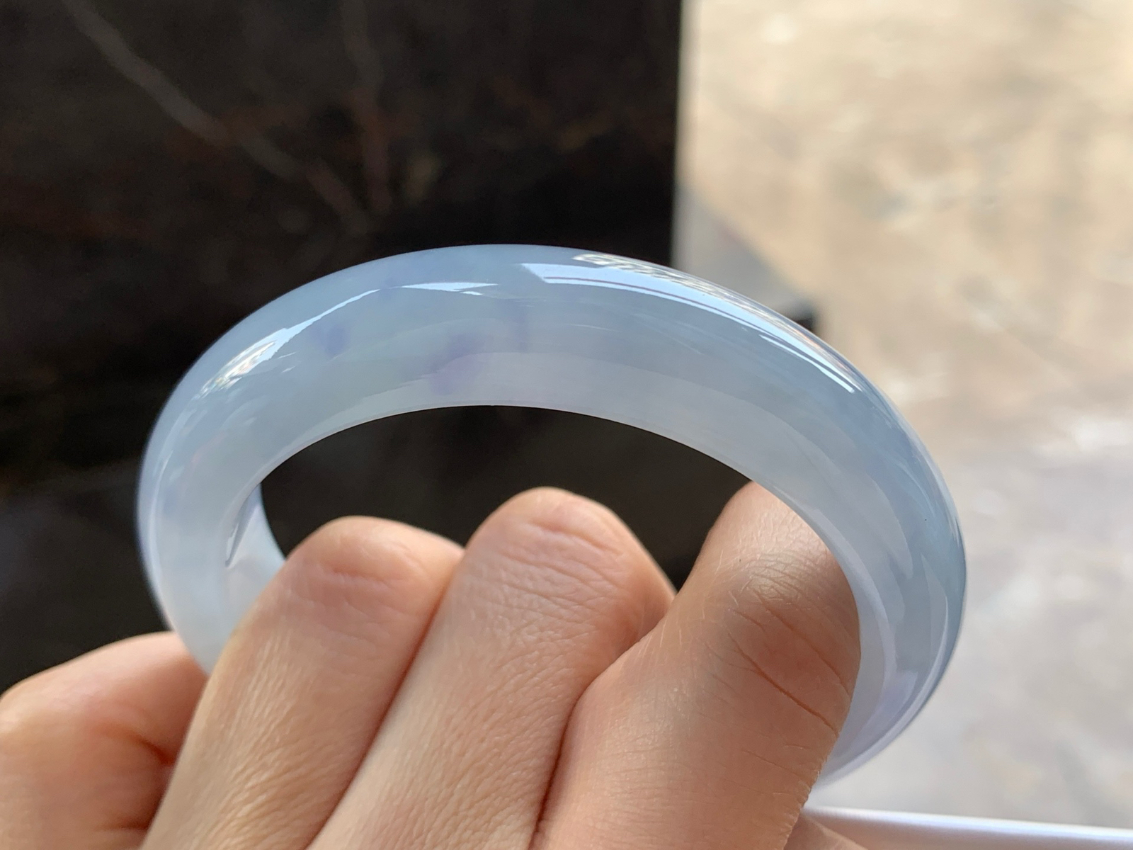 56-13.3-9.3

紫罗兰手镯^_^玉质温润