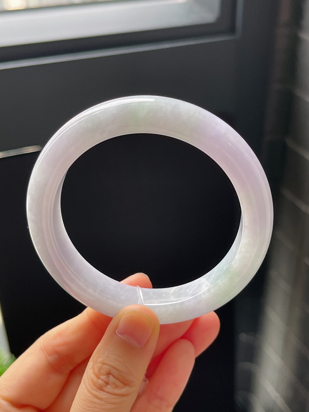 正圈57圈口，翡翠糯化种春带彩手镯