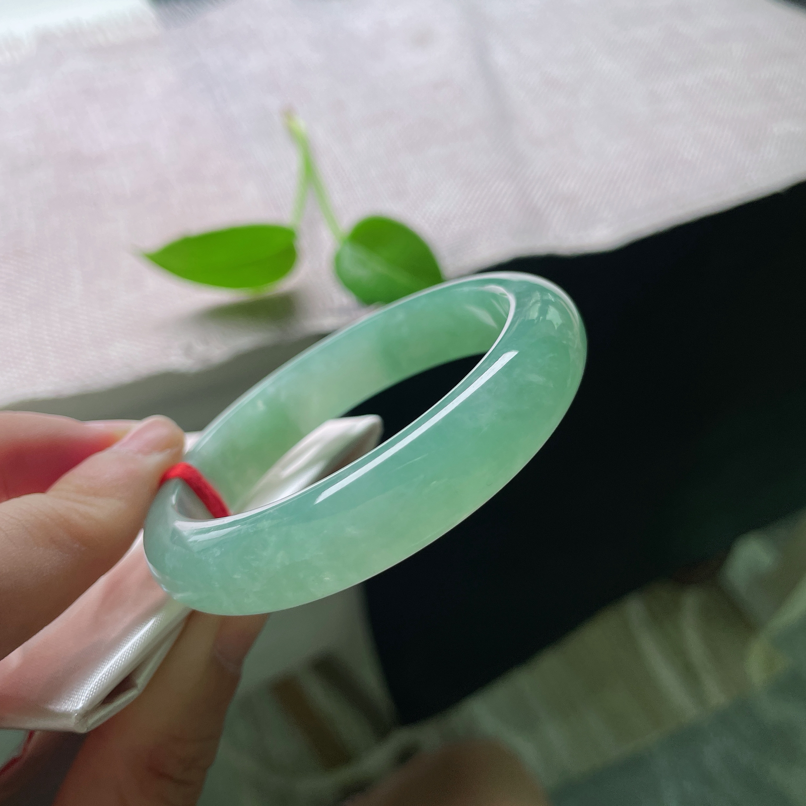 52/12.1/6.8，葡萄肉正圈，甜绿底，种老，清雅高级，仙姿佚貌，棉团