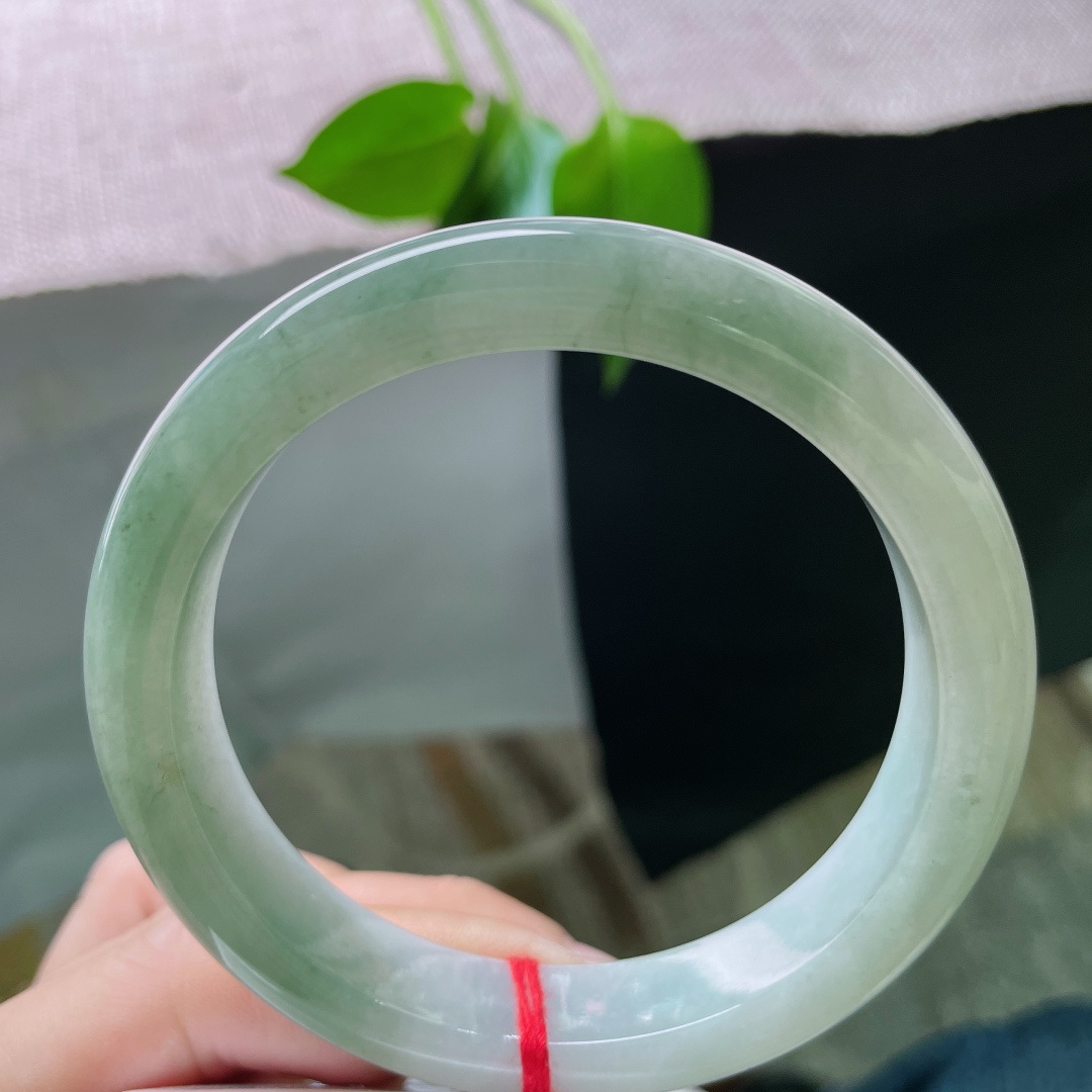 60/12.1/8.8绿油正圈，水润细腻，沉稳贵气，ss49717a