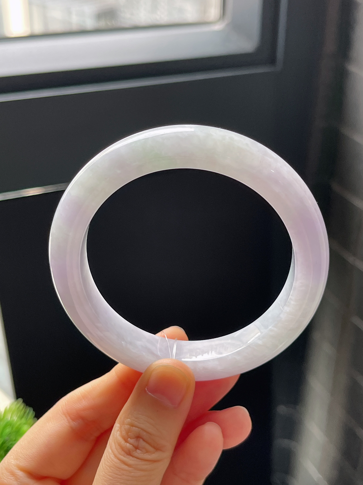 正圈57圈口，翡翠糯化种春带彩手镯