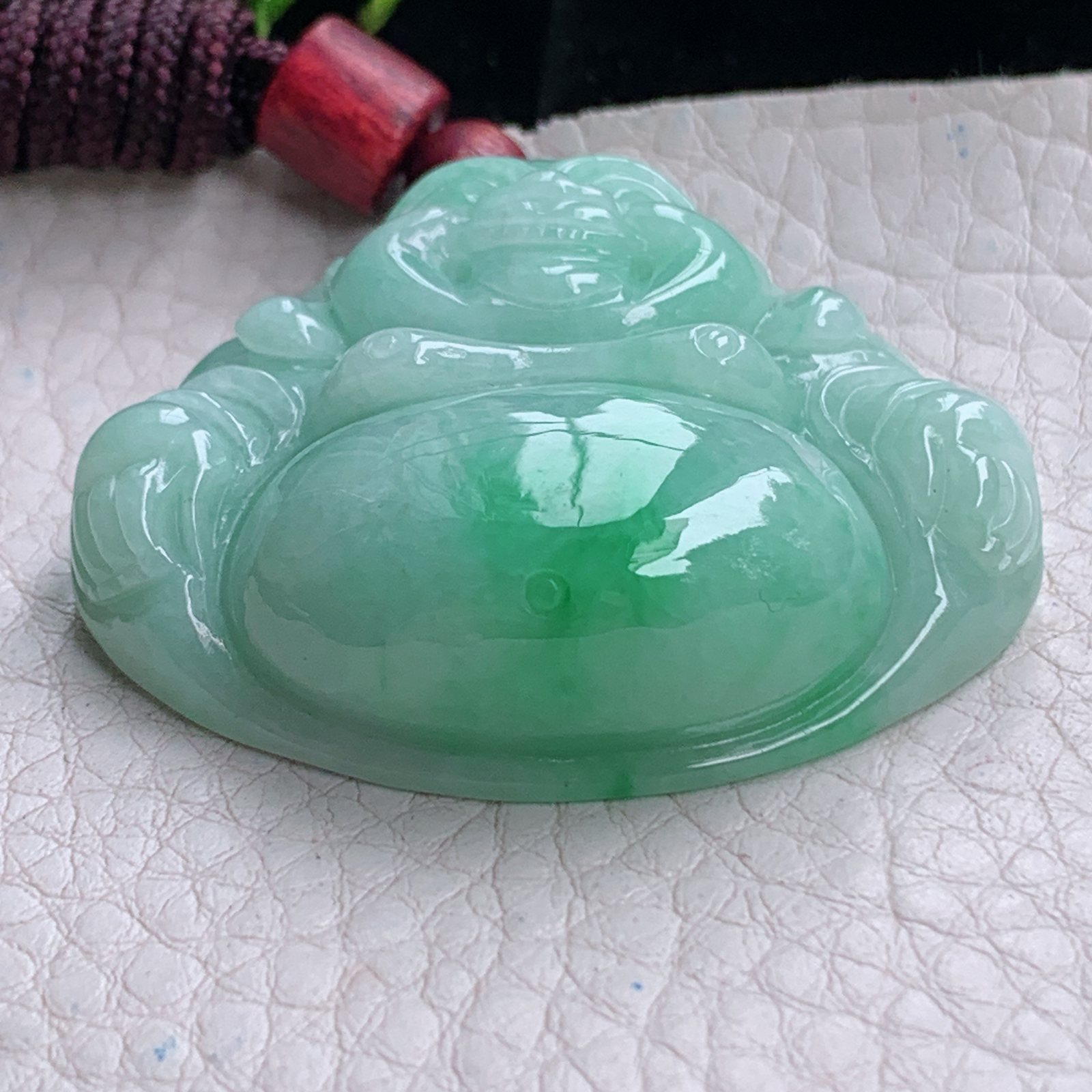 zen实拍39*45.5*13缅甸天然翡翠a货精雕清爽飘绿佛公玉项坠 玉挂件