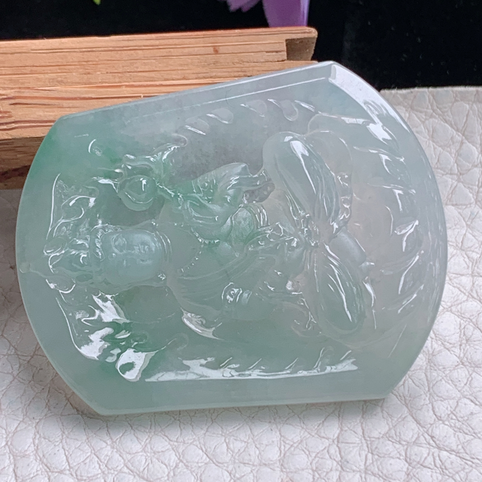 ktj实拍50*40*5.5天然缅甸翡翠冰透大势至观音菩萨吊坠生肖守护神玉坠