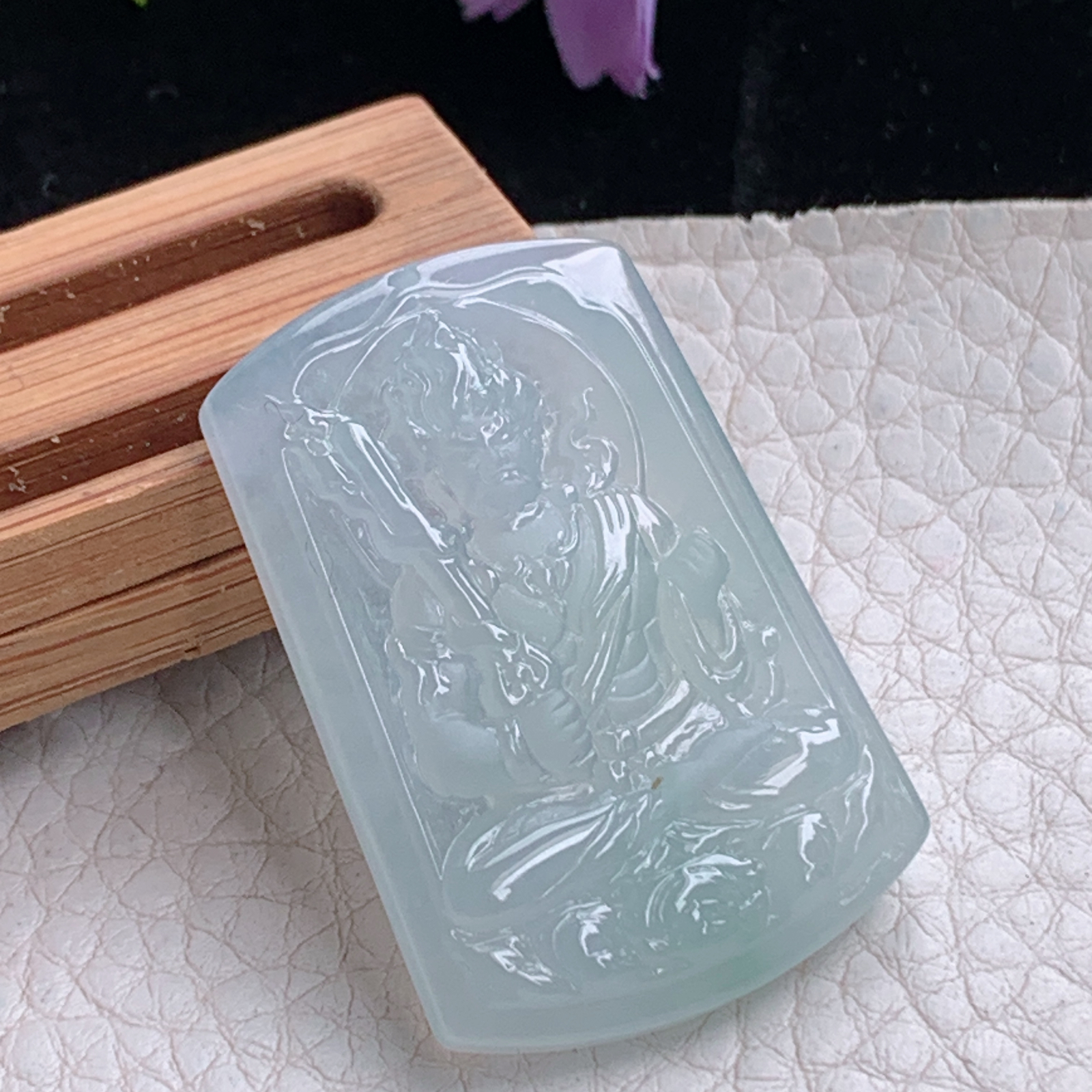 ktj实拍38.5*26*5天然缅甸翡翠冰透不动明王吊坠生肖守护神玉坠