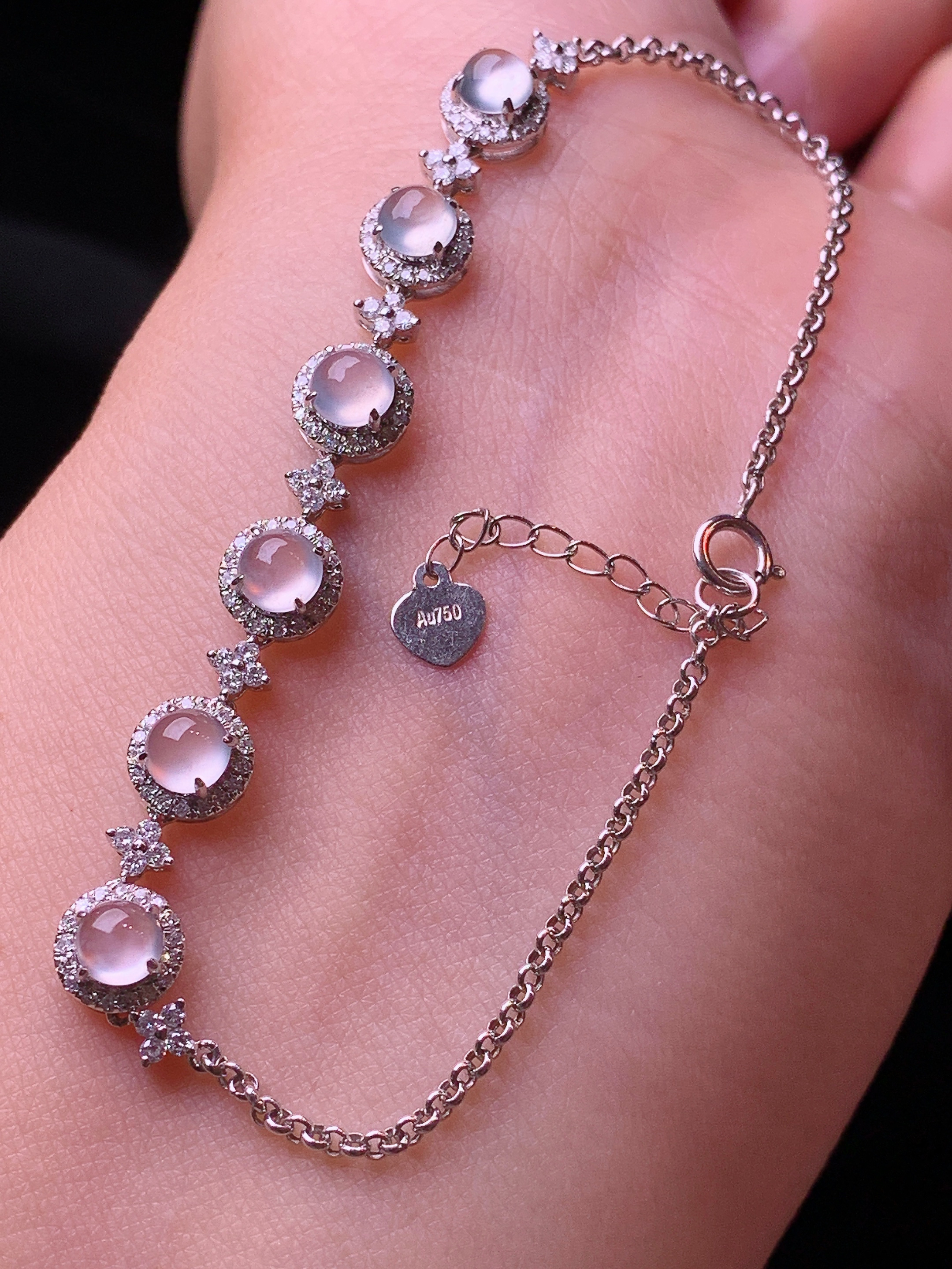 18k金钻镶嵌玻璃种蛋面手链 玉质细腻 色泽艳丽清新 水润亮眼 整体尺寸180*6.2*6f3