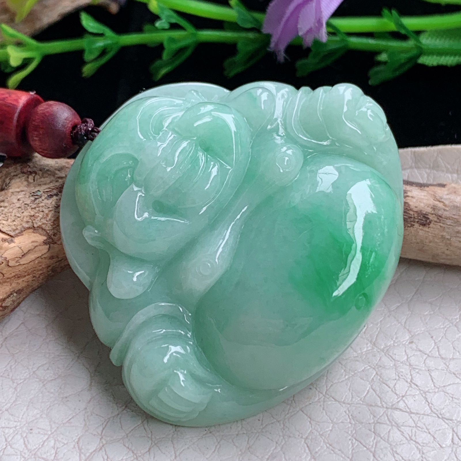 zen实拍39*45.5*13缅甸天然翡翠a货精雕清爽飘绿佛公玉项坠 玉挂件