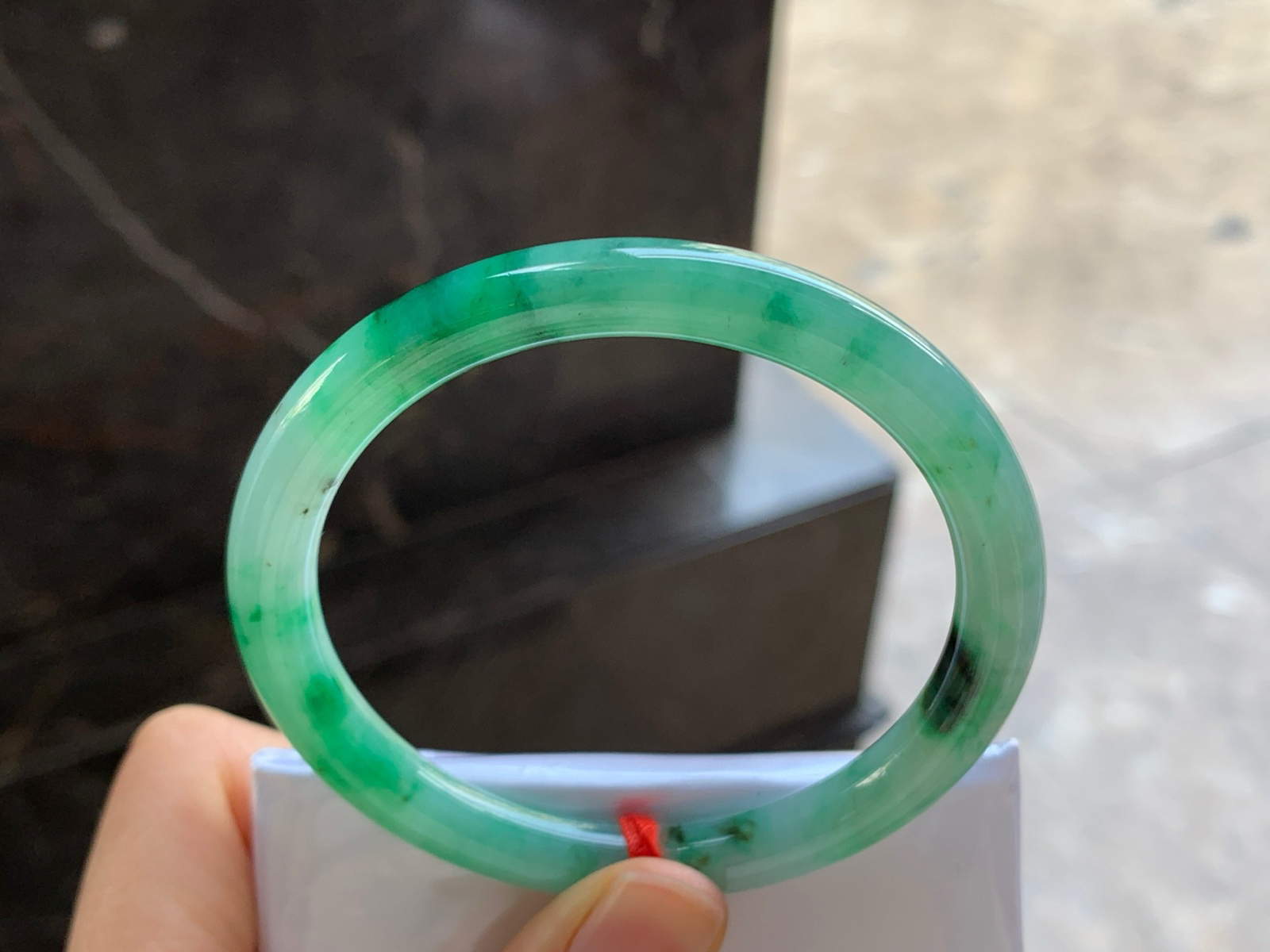 54.5-7.3

绿色细条^_^鲜艳