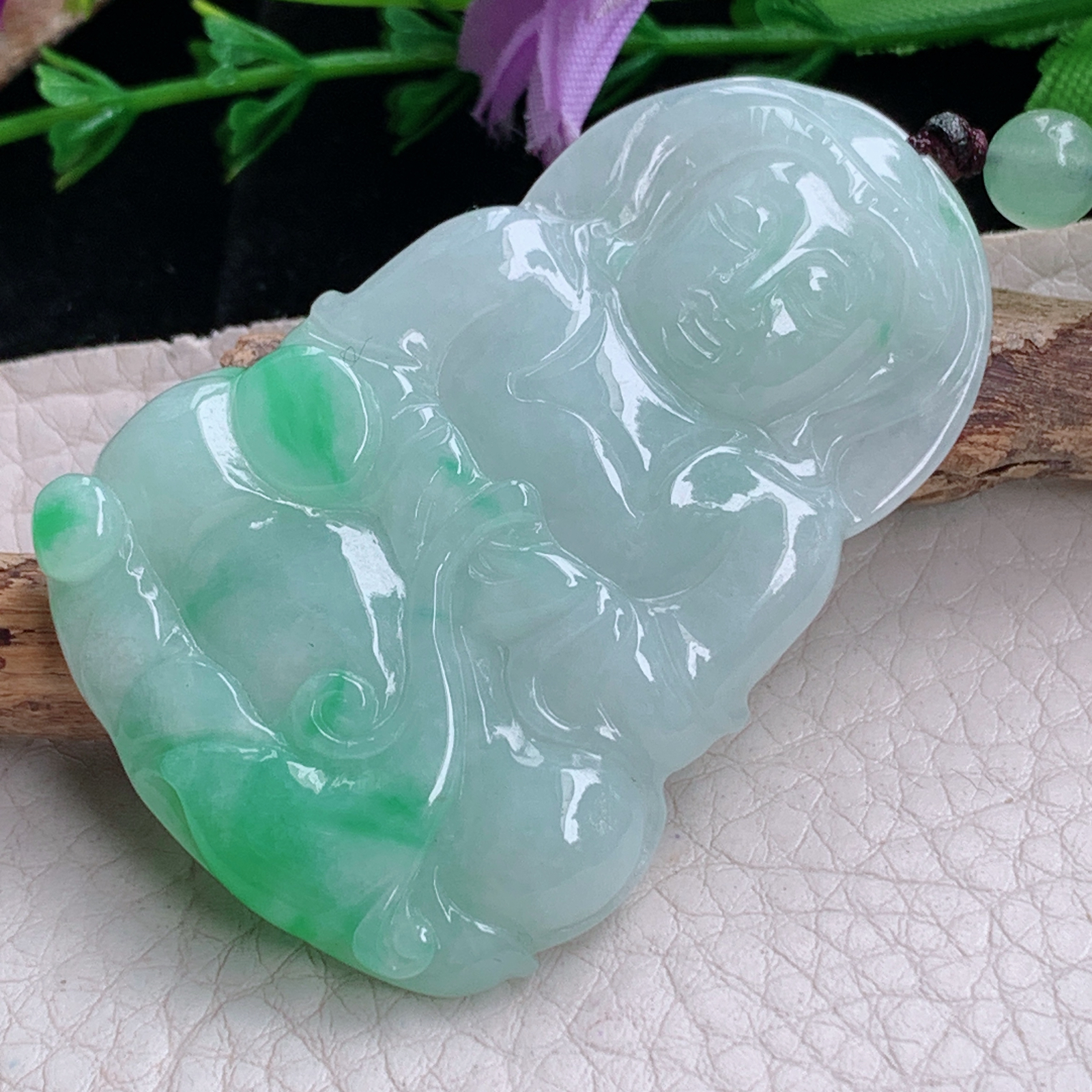 zen实拍52.8*35.5*5.6缅甸天然翡翠a货精雕清爽飘阳绿观音玉项坠 玉挂件