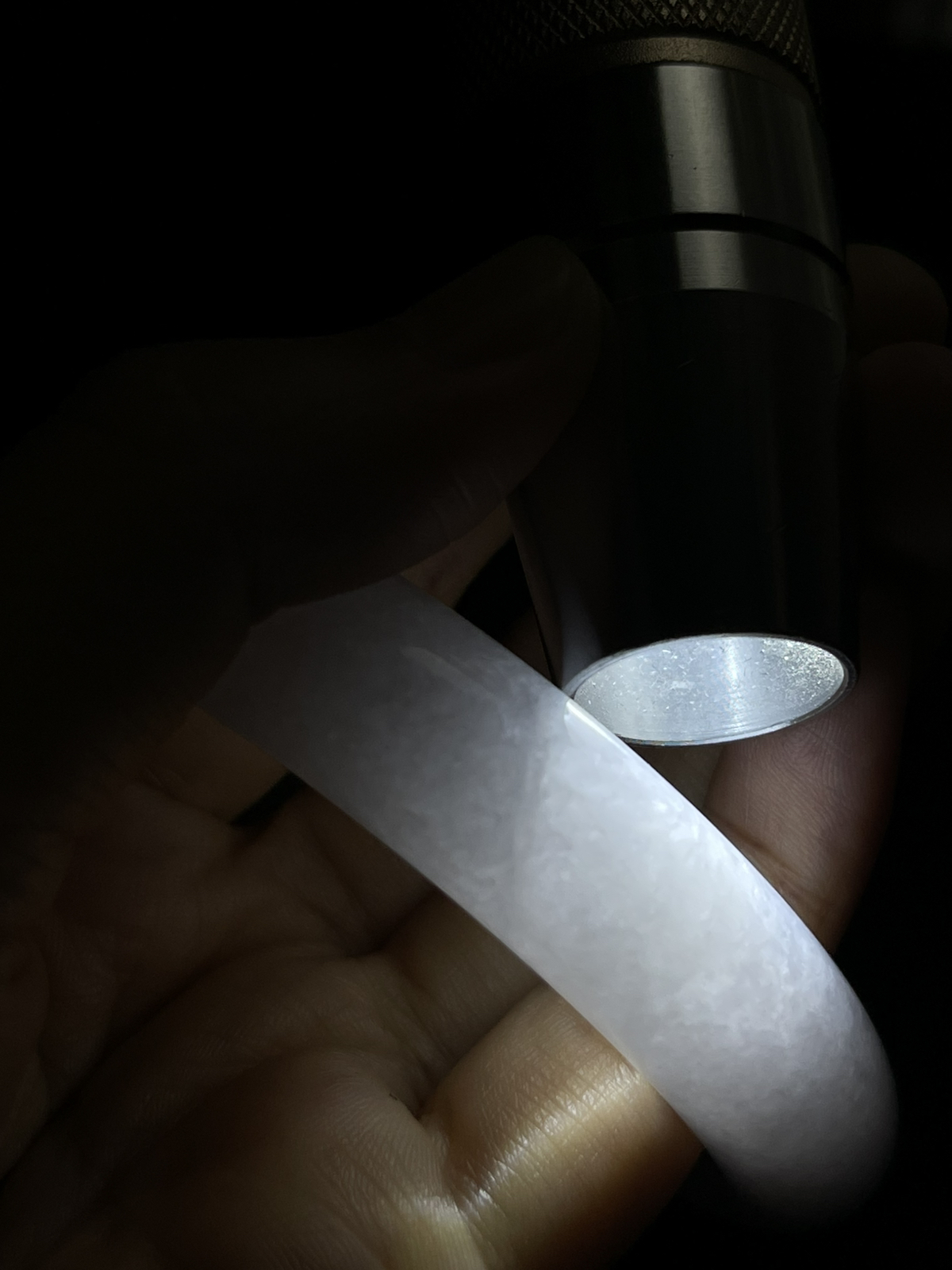 正圈55.5圈口，翡翠糯冰种淡紫色手镯