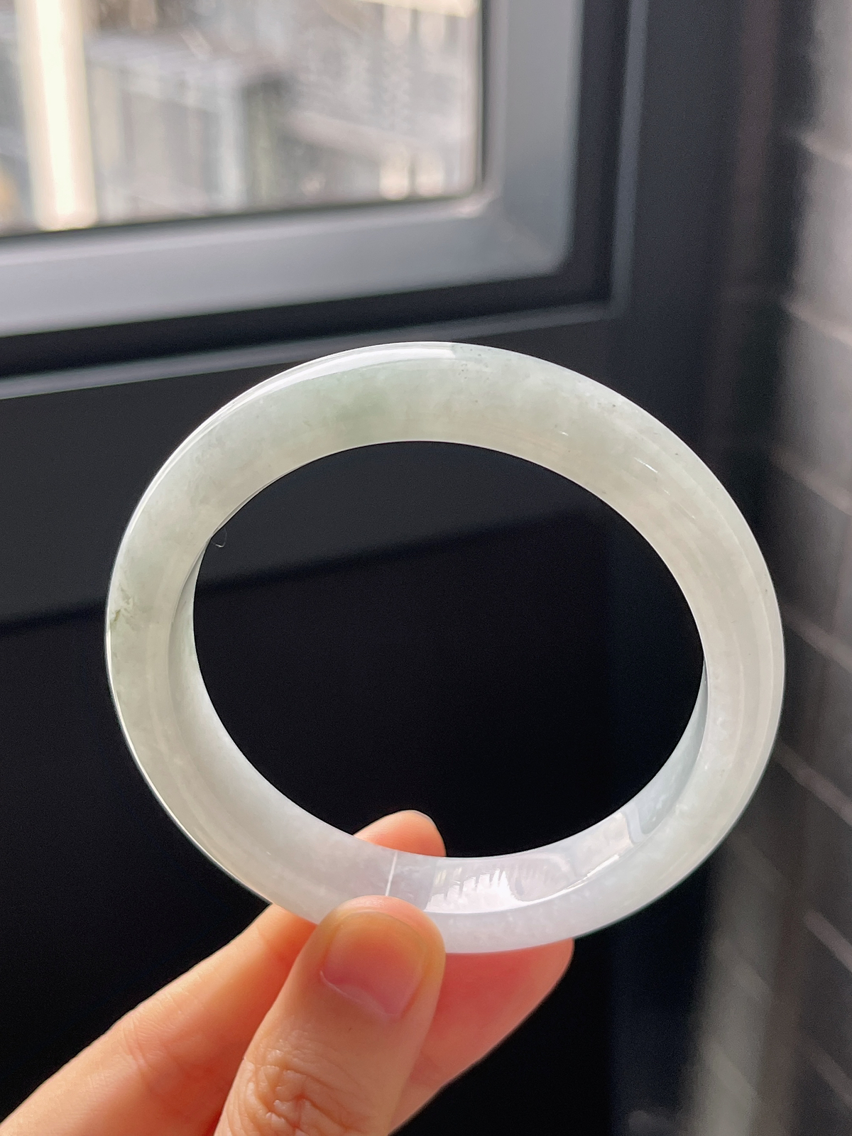 正圈56圈口，翡翠糯化种春带彩手镯