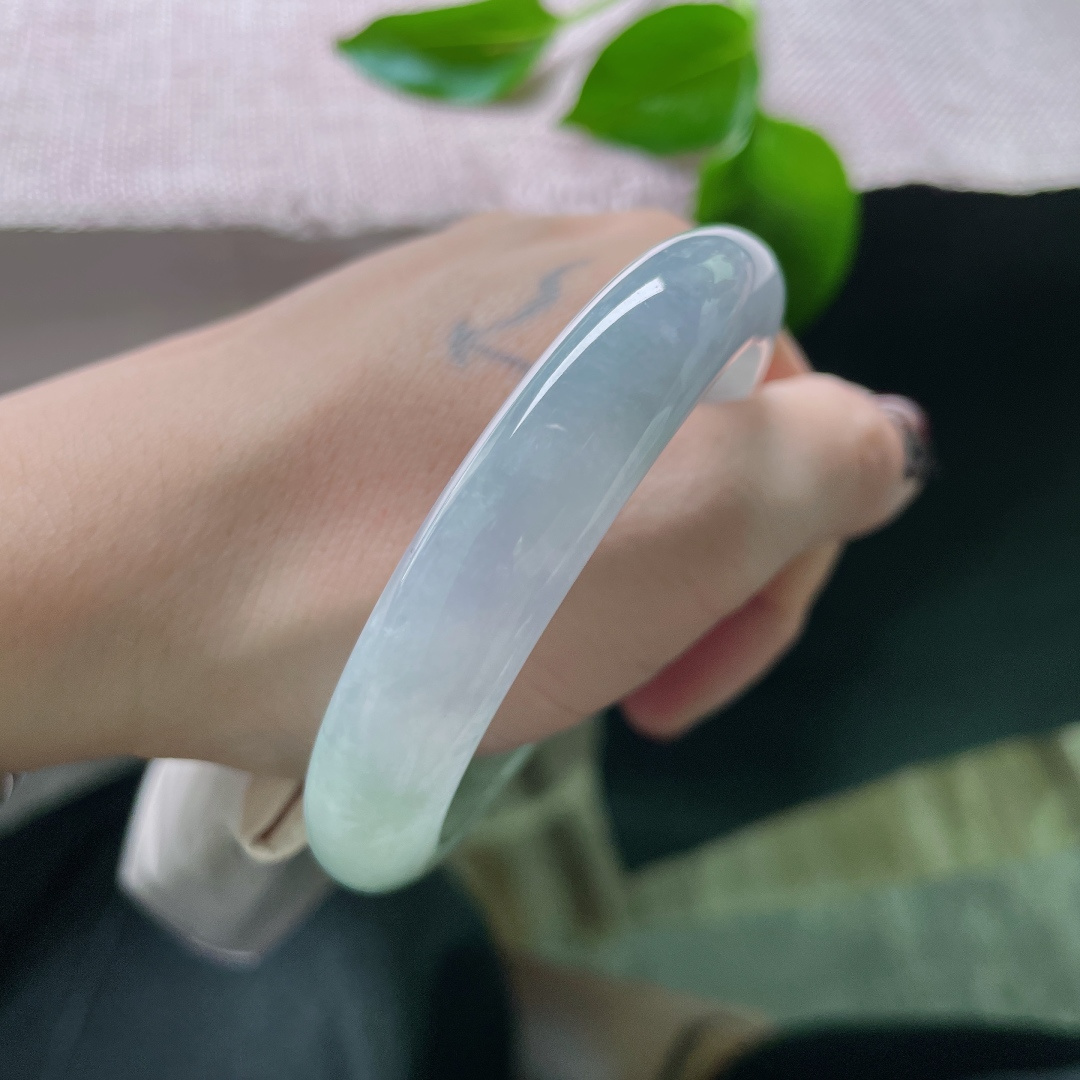 55/11.6/8.1紫罗兰正圈，水润细腻，烟雨江南，甜美，优雅大方，晶体，ss49976a