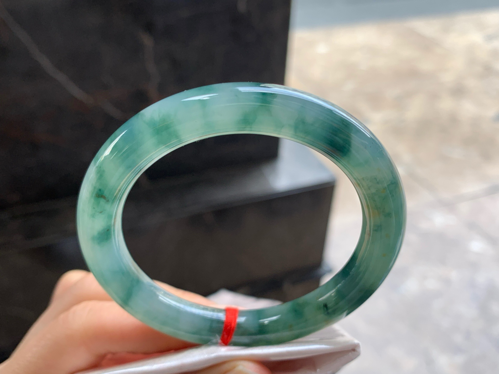 54.5-9.6

蓝花圆条手镯^_^飘花浓郁