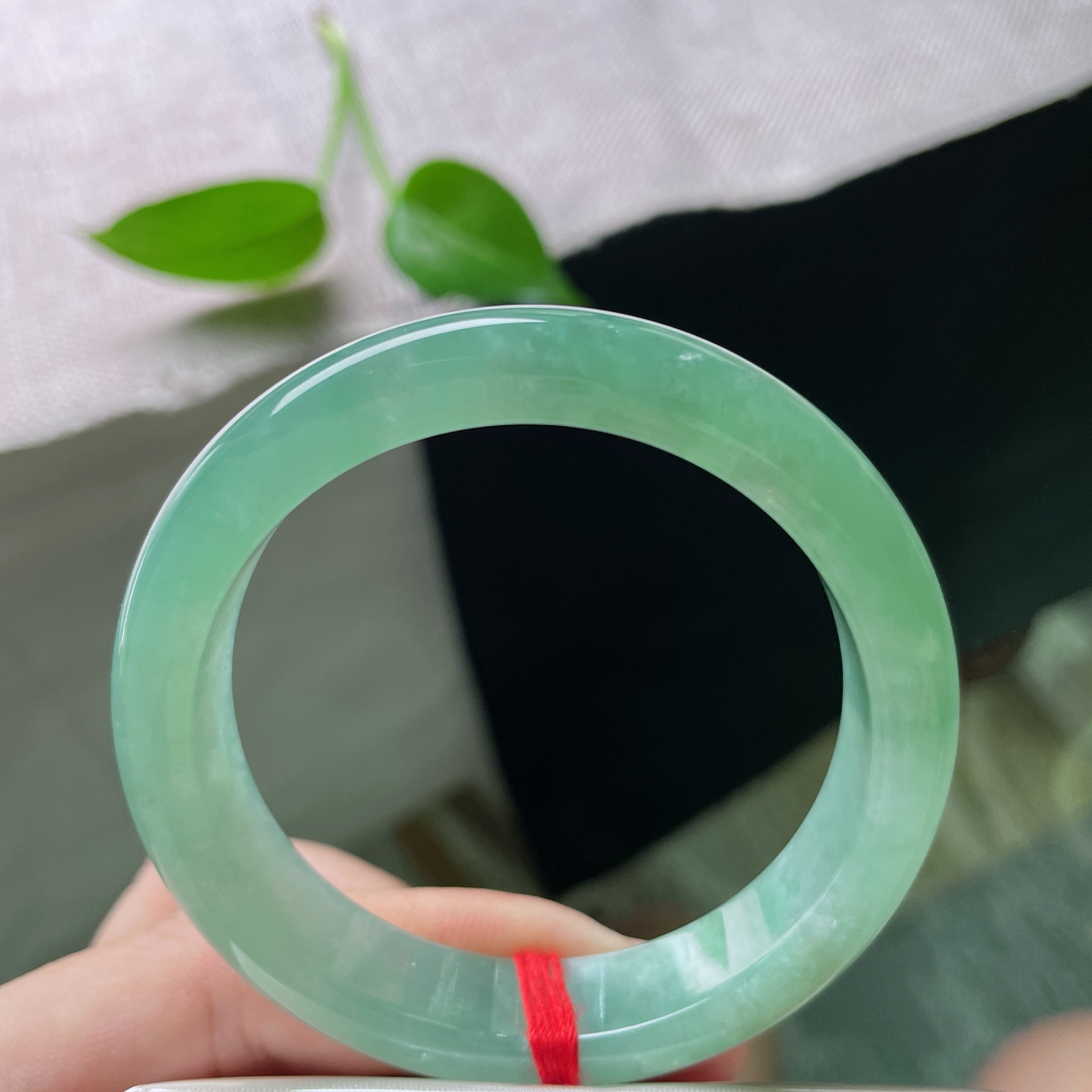 52/12.1/6.8，葡萄肉正圈，甜绿底，种老，清雅高级，仙姿佚貌，棉团