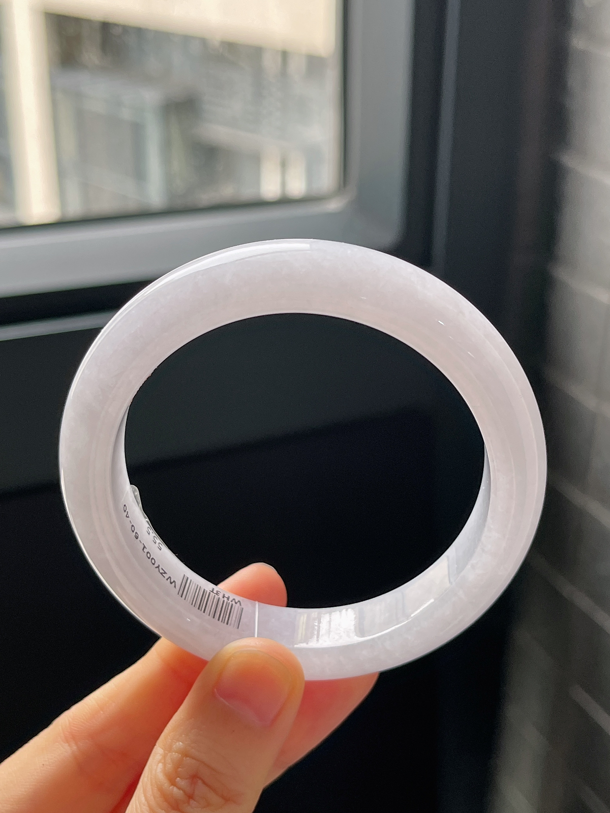 正圈55.5圈口，翡翠糯冰种淡紫色手镯