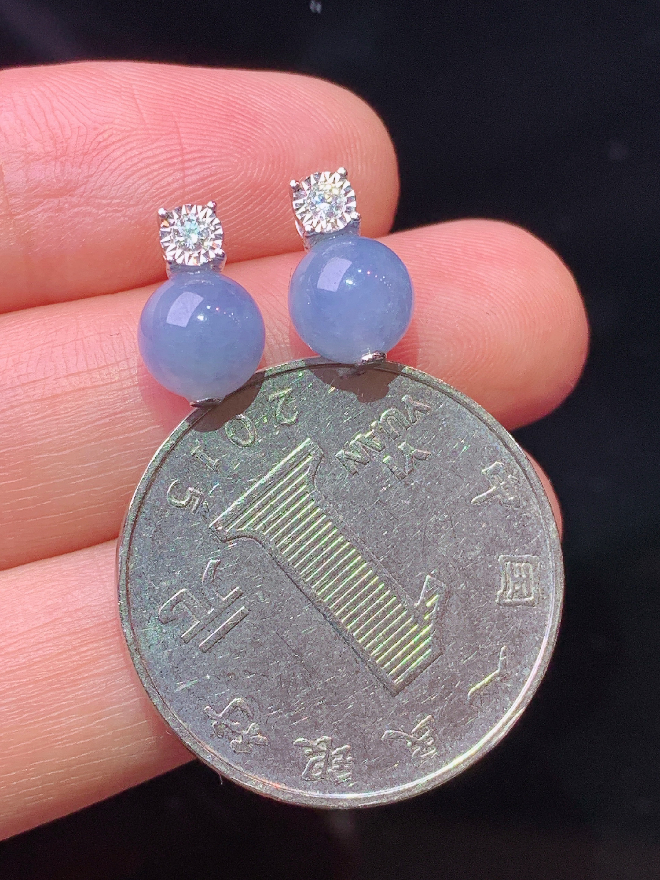 18k金钻镶嵌紫罗兰圆珠耳钉 玉质细腻 色泽艳丽清新 水润亮眼 整体尺寸11*6b1