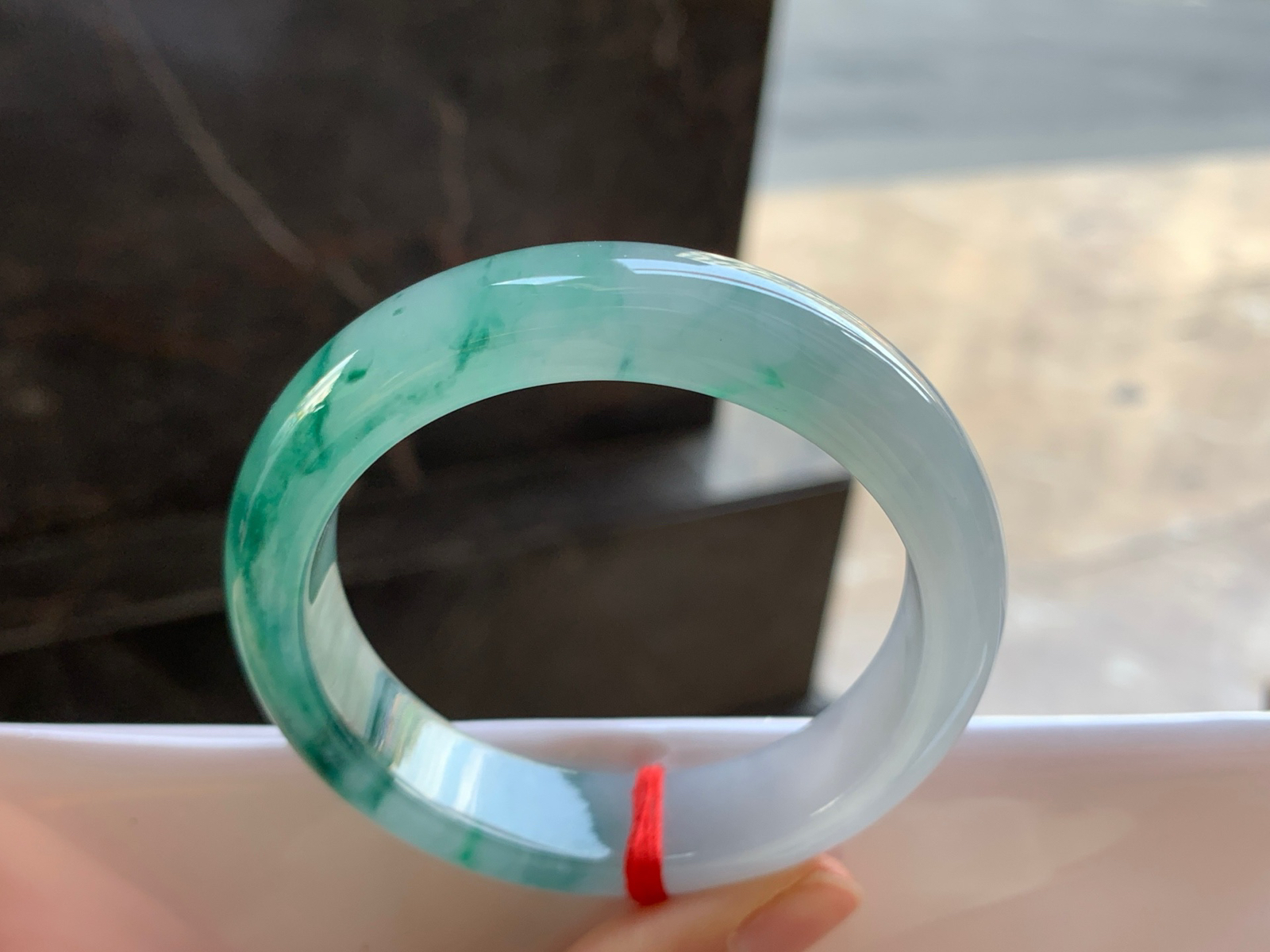 53-13.1-8.6

冰种飘花手镯^_^颜色鲜艳