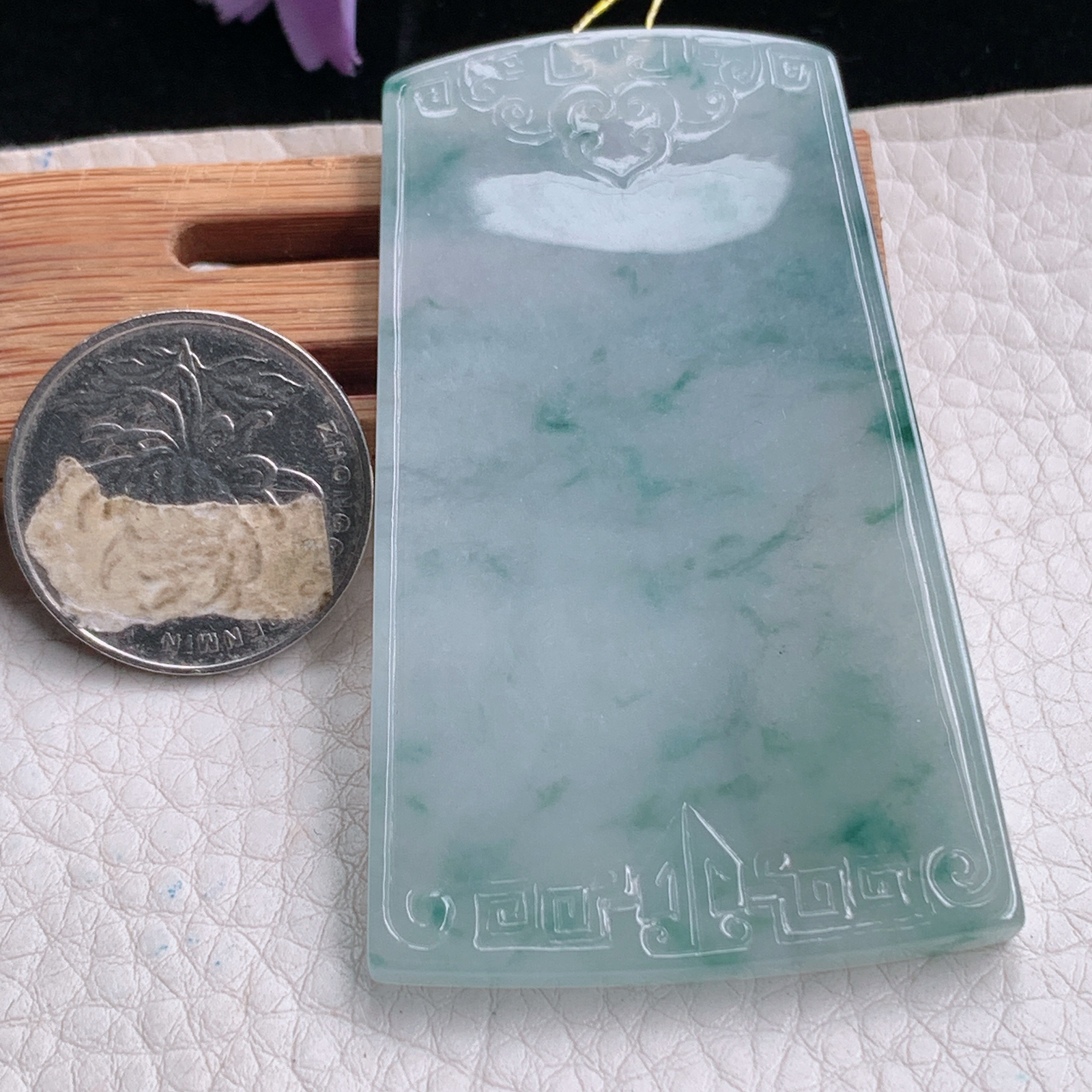 ktj实拍67*40*5.2天然缅甸翡翠冰飘花雕花平安无事牌吊坠四六牌男款素牌