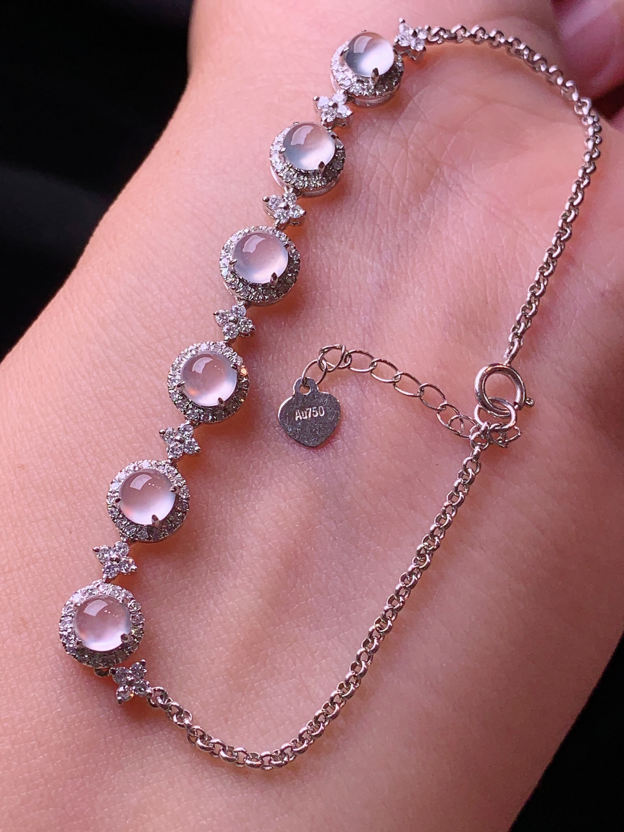 18k金钻镶嵌玻璃种蛋面手链 玉质细腻 色泽艳丽清新 水润亮眼 整体尺寸180*6.2*6f3