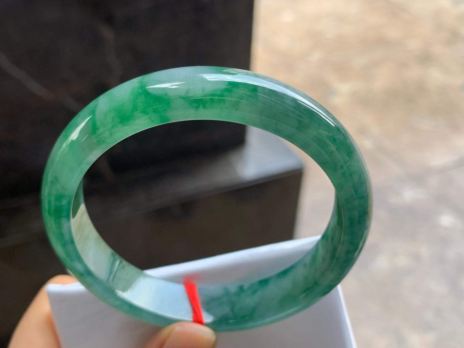 57-12.2-7.4

晴绿手镯^_^飘花浓郁