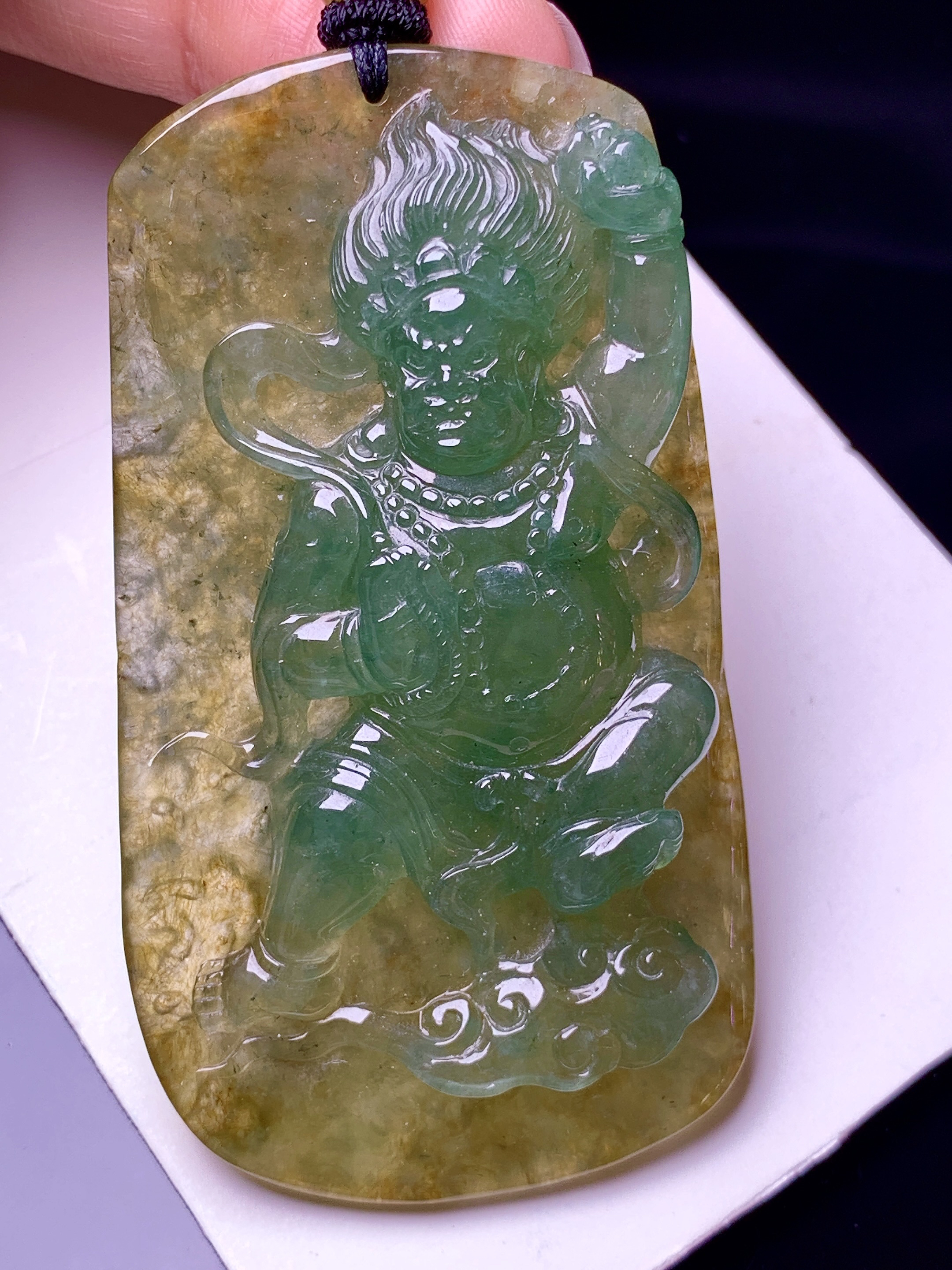 冰种不动明王吊坠 玉质细腻 色泽艳丽清新 水润亮眼 整体尺寸65.2*37.2*10.2L1