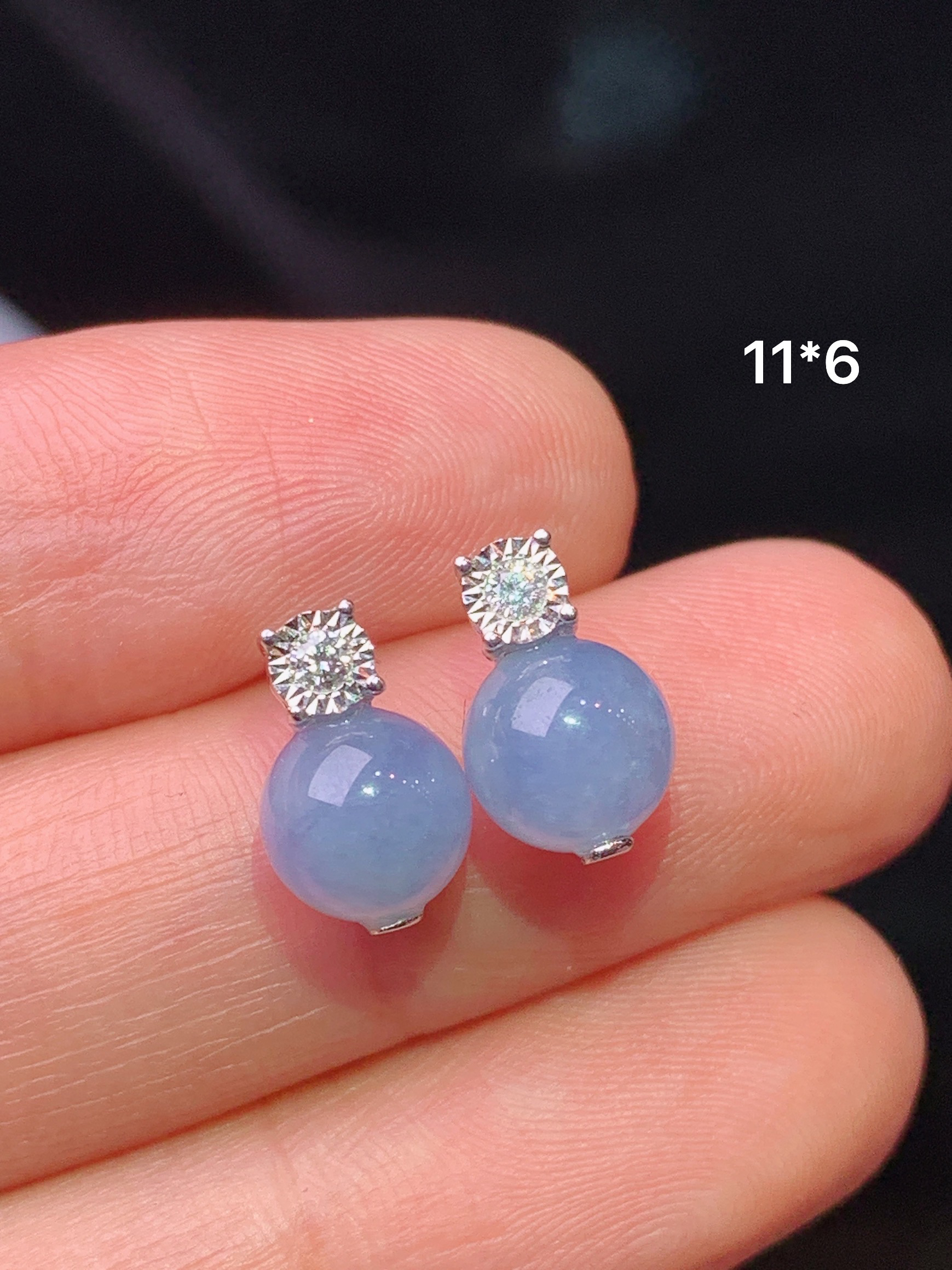 18k金钻镶嵌紫罗兰圆珠耳钉 玉质细腻 色泽艳丽清新 水润亮眼 整体尺寸11*6b1