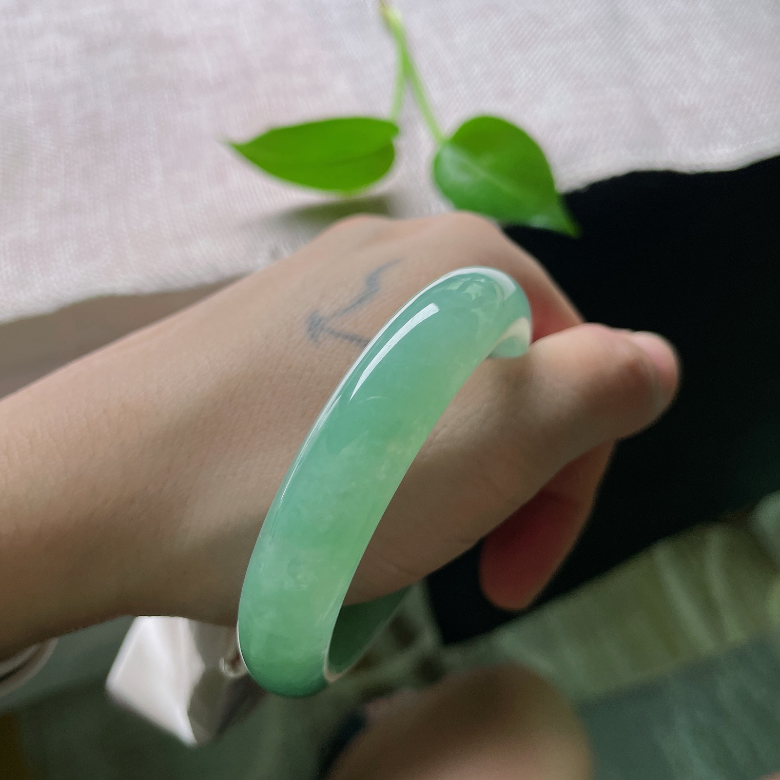 52/12.1/6.8，葡萄肉正圈，甜绿底，种老，清雅高级，仙姿佚貌，棉团