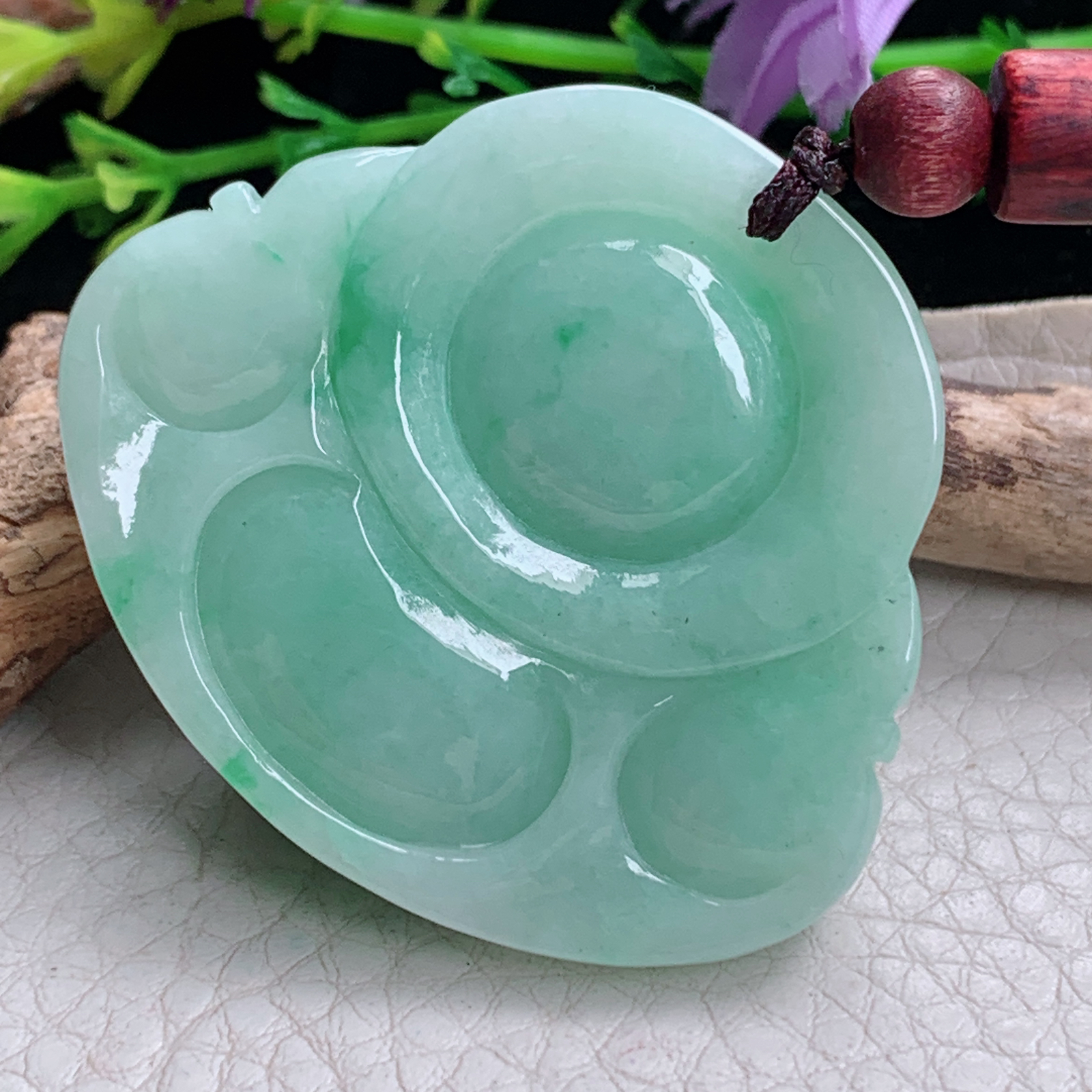 zen实拍39*45.5*13缅甸天然翡翠a货精雕清爽飘绿佛公玉项坠 玉挂件