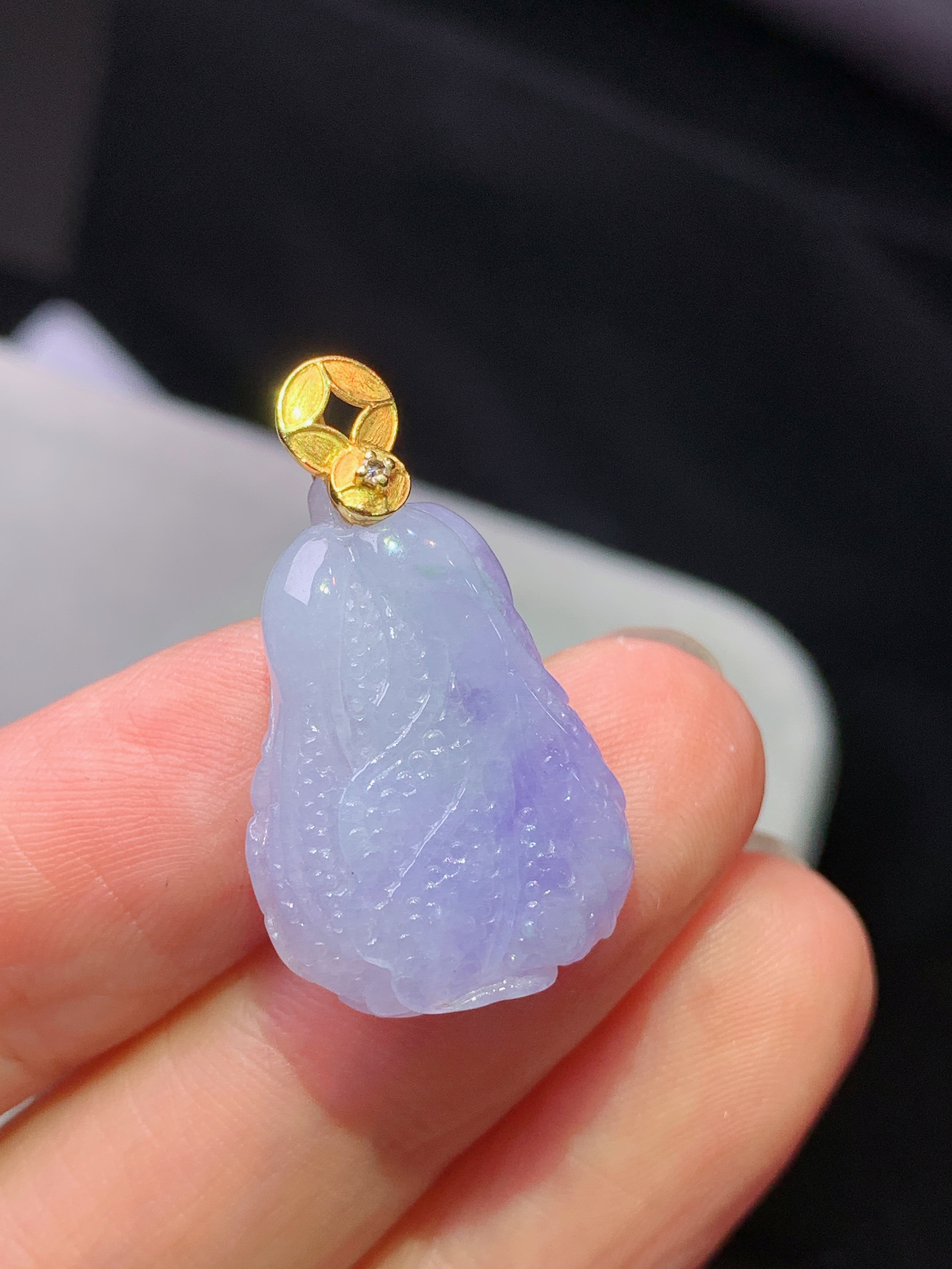 18k金镶嵌紫罗兰白菜吊坠 玉质细腻 色泽艳丽清新 水润亮眼 整体尺寸26.5*15.2*6.5b1