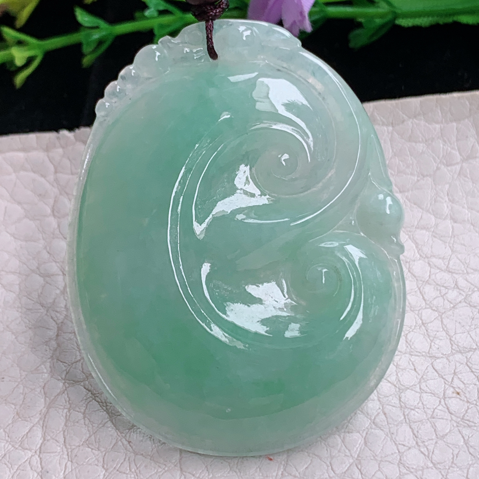 zen实拍52.7*40.8*6缅甸天然翡翠a货精雕满绿大如意玉项坠 玉挂件