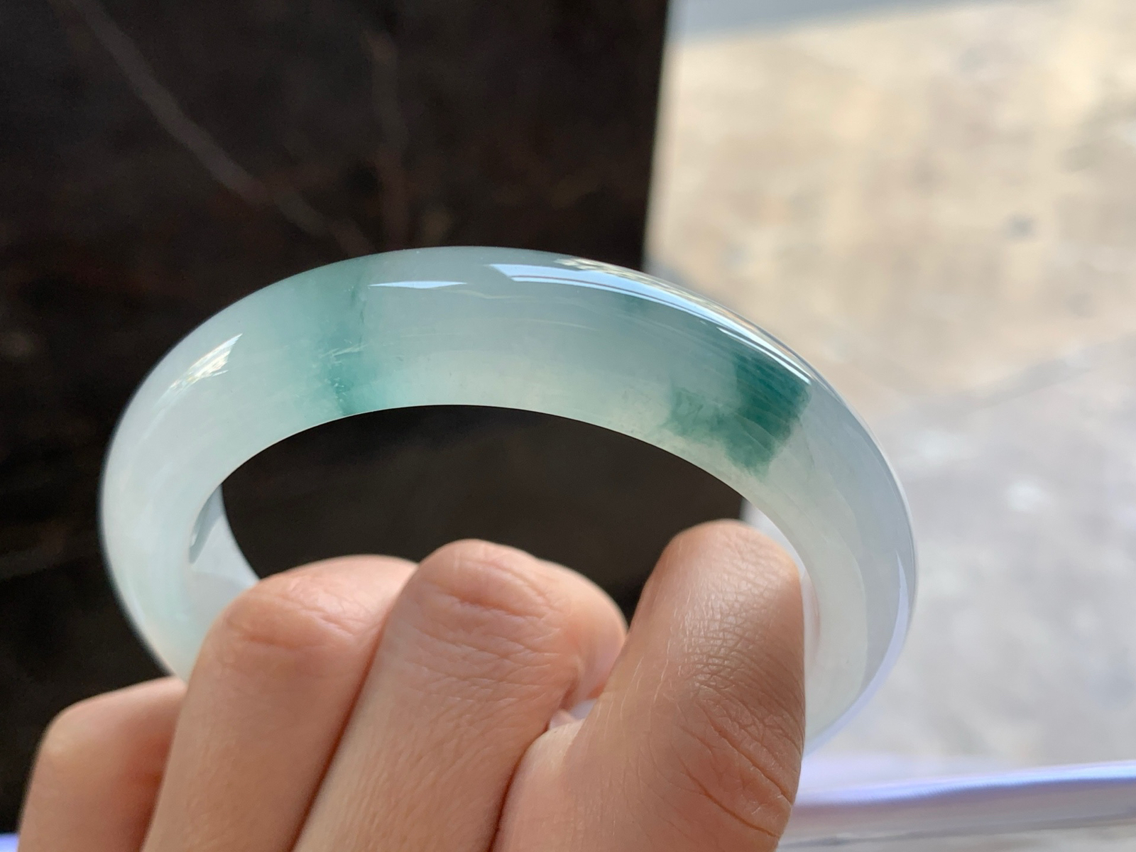 56.5-13-9.1

冰蓝花手镯^_^清新细腻