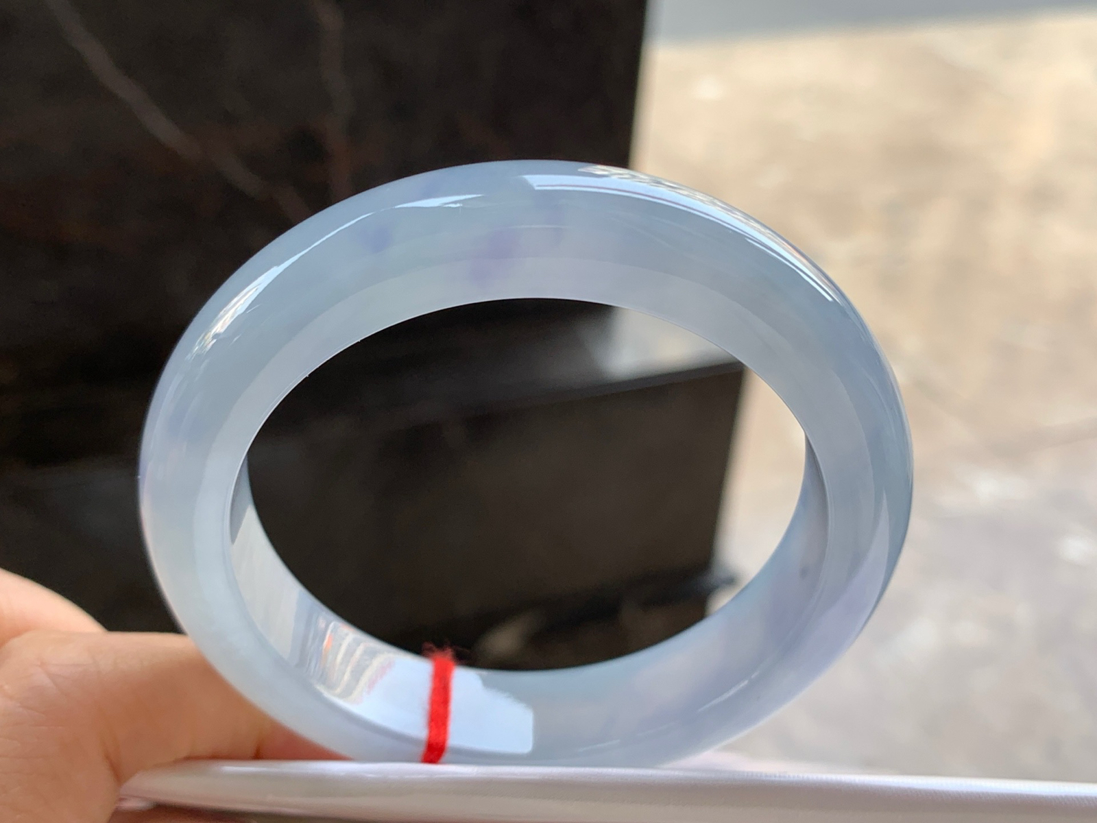 56-13.3-9.3

紫罗兰手镯^_^玉质温润