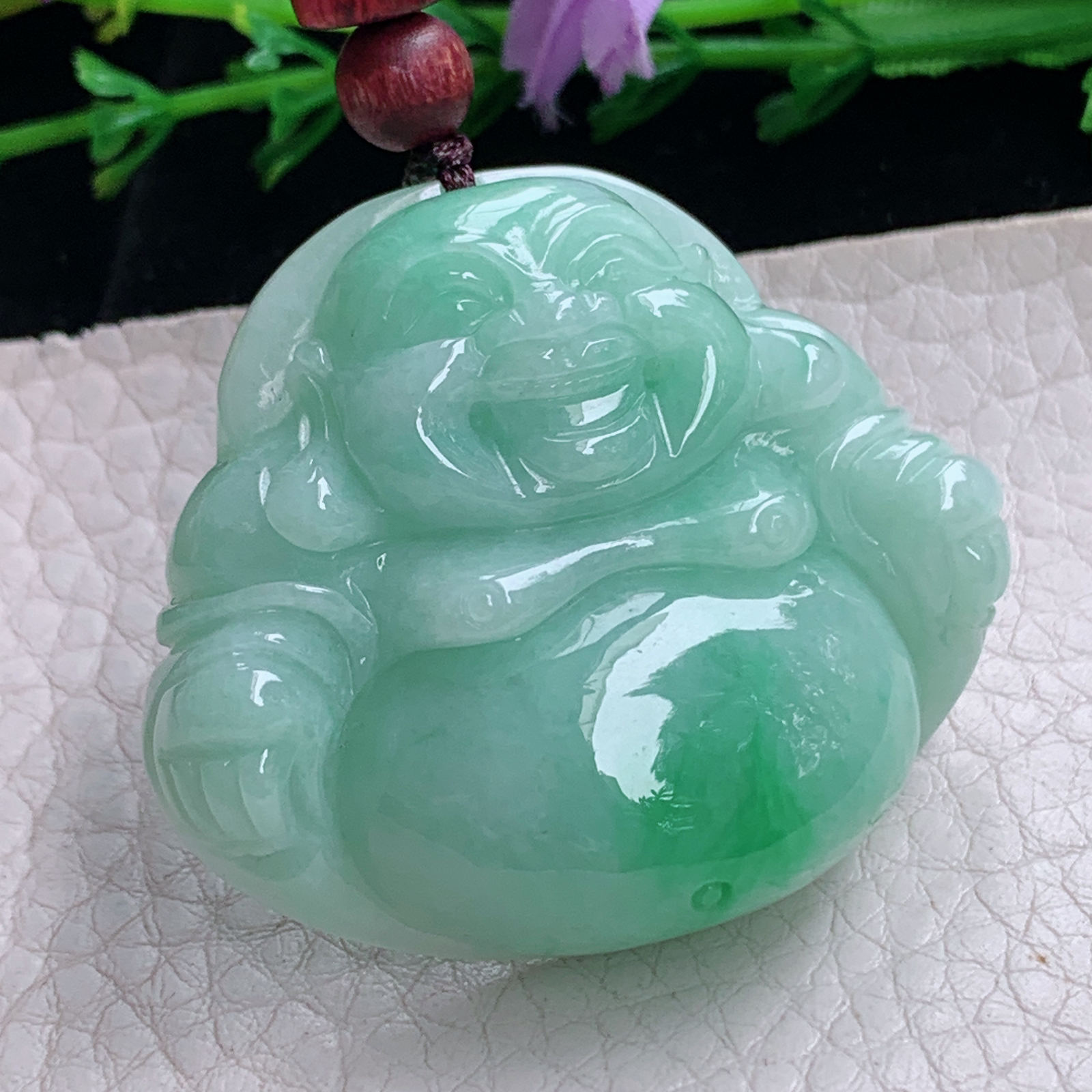 zen实拍39*45.5*13缅甸天然翡翠a货精雕清爽飘绿佛公玉项坠 玉挂件