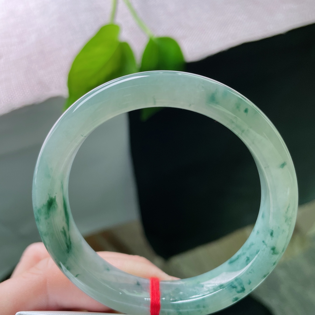 55/11.8/8.4飘花正圈，冰润细腻，清新俊逸，飘逸灵动，贵气，ss48179a