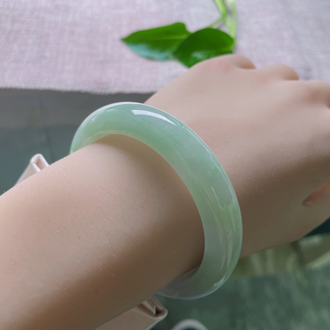 53/11.5/8春彩正圈，水润细腻，悠悠的云里有淡淡的诗，皮纹，ss50101a