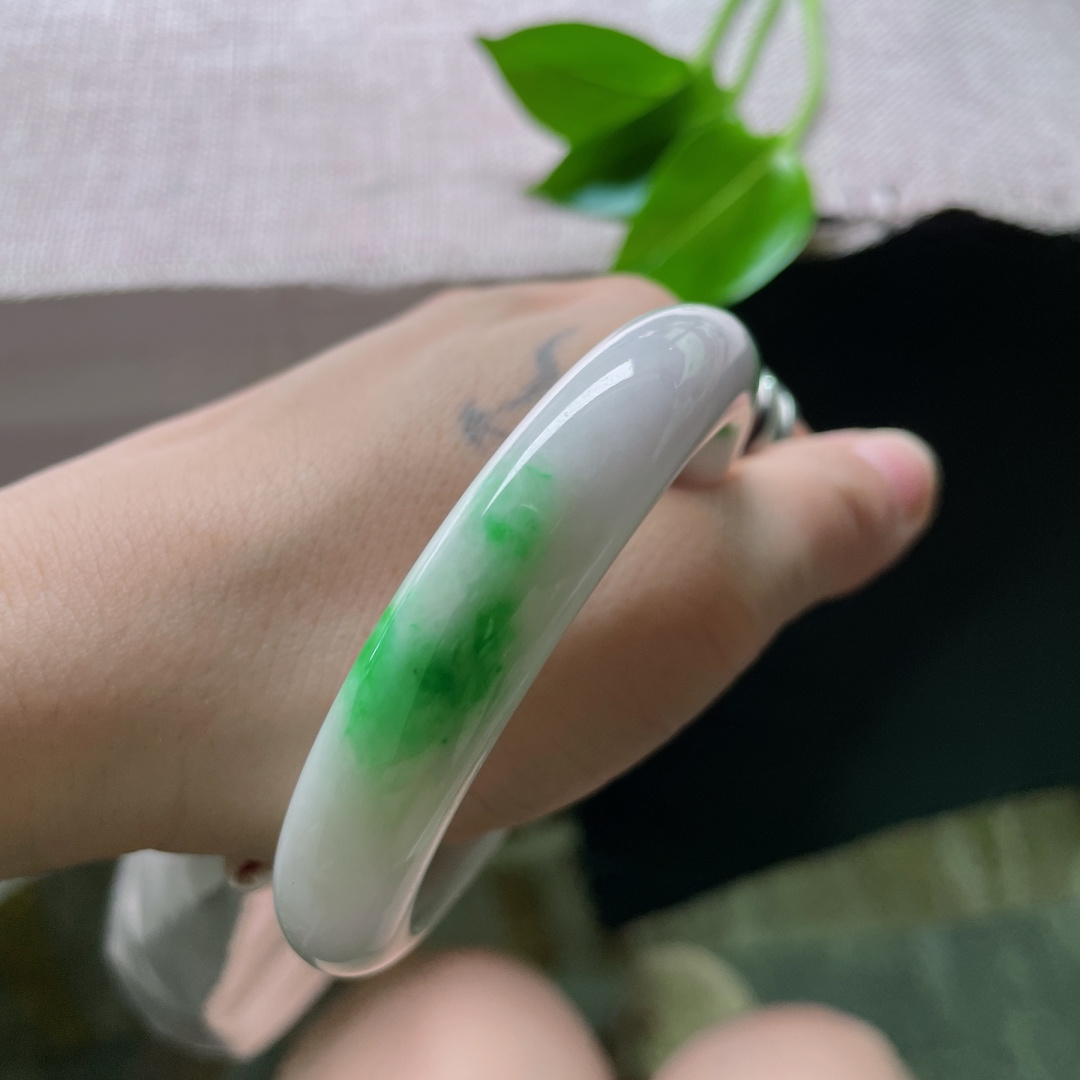 55.9/12.3/8.8，飘绿正圈，水润，细腻，优雅，点翠千金，ss49426a