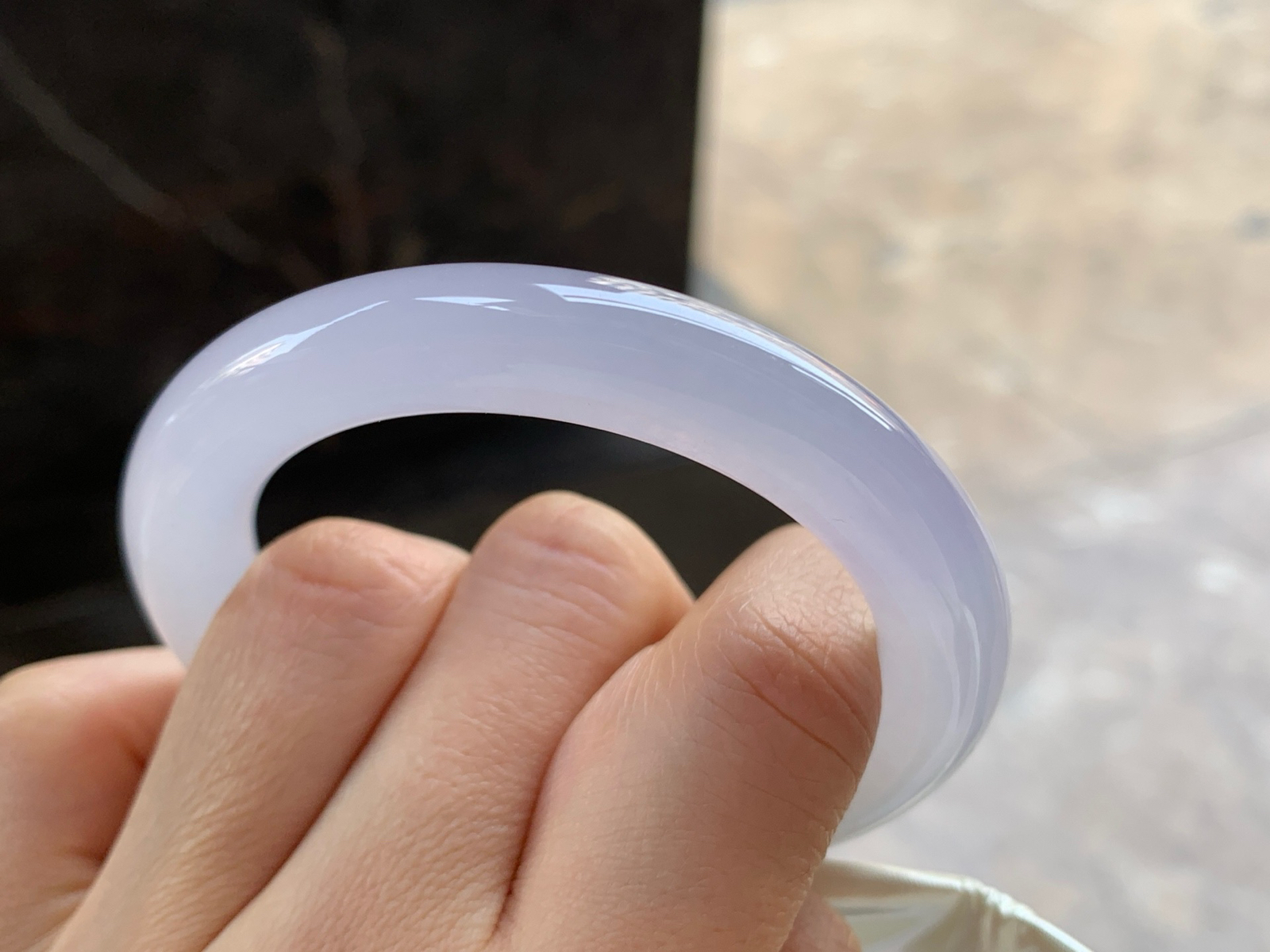 51-9.8

冰紫圆条手镯^_^荧光十足