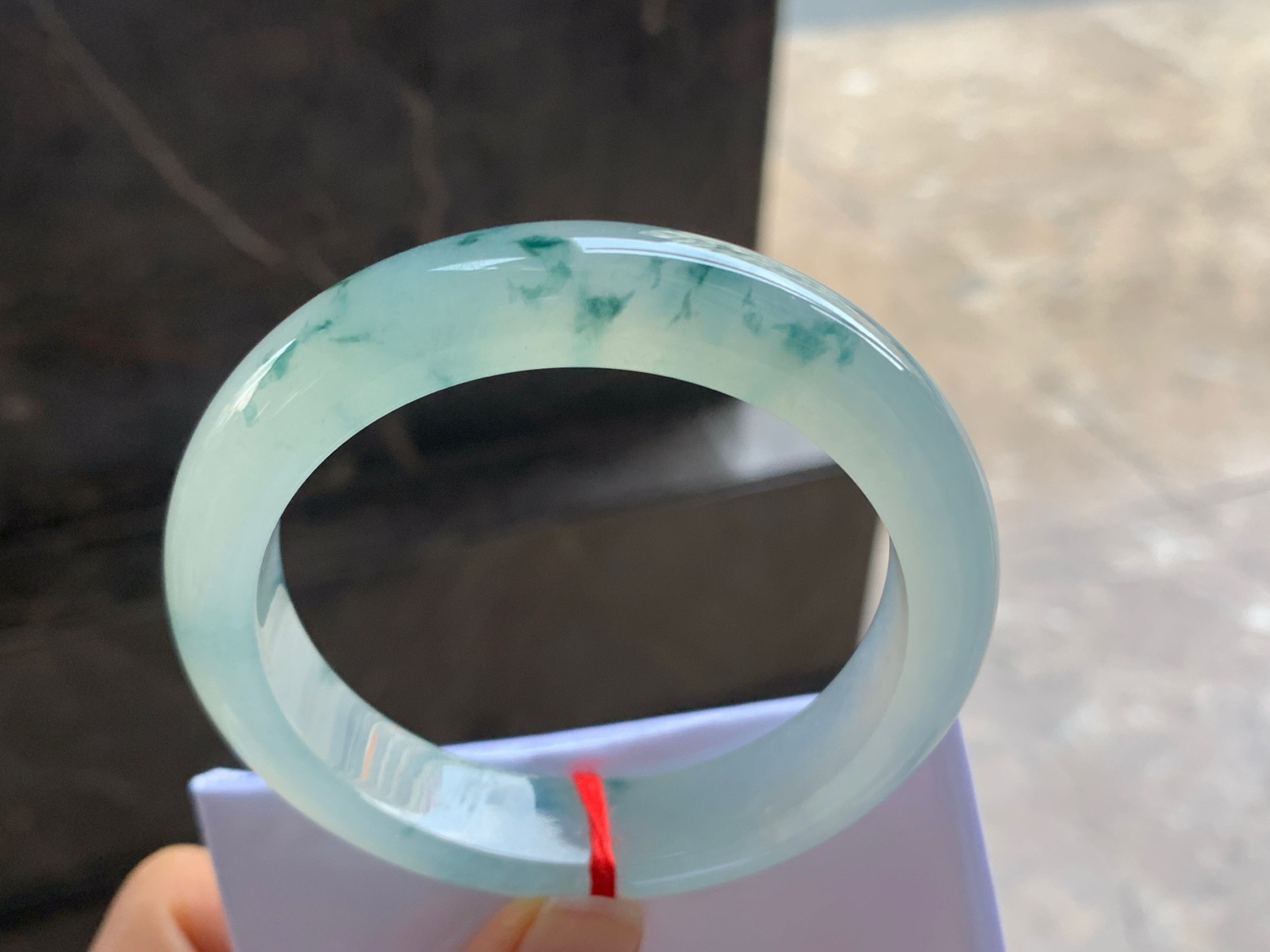 56.5-12.9-8.8

冰飘花手镯^_^飘花灵韵