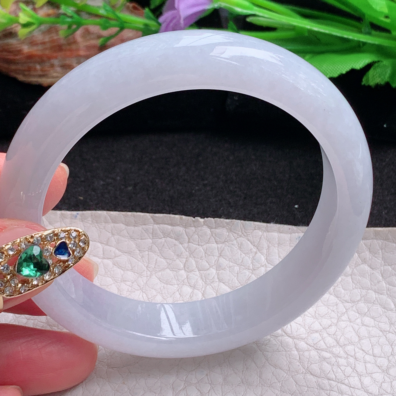 ee实拍57*13.3*8.5平安镯 天然翡翠a货手镯水润白月光正圈玉镯子