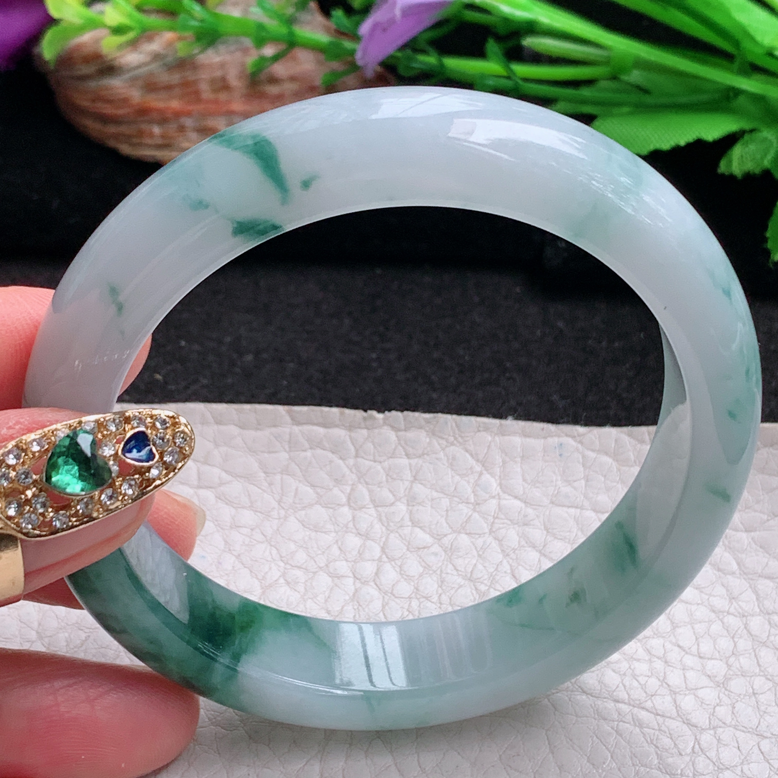 xc实拍58.5*13.5*8.3平安镯 天然翡翠a货手镯冰飘花正圈是大气玉镯子