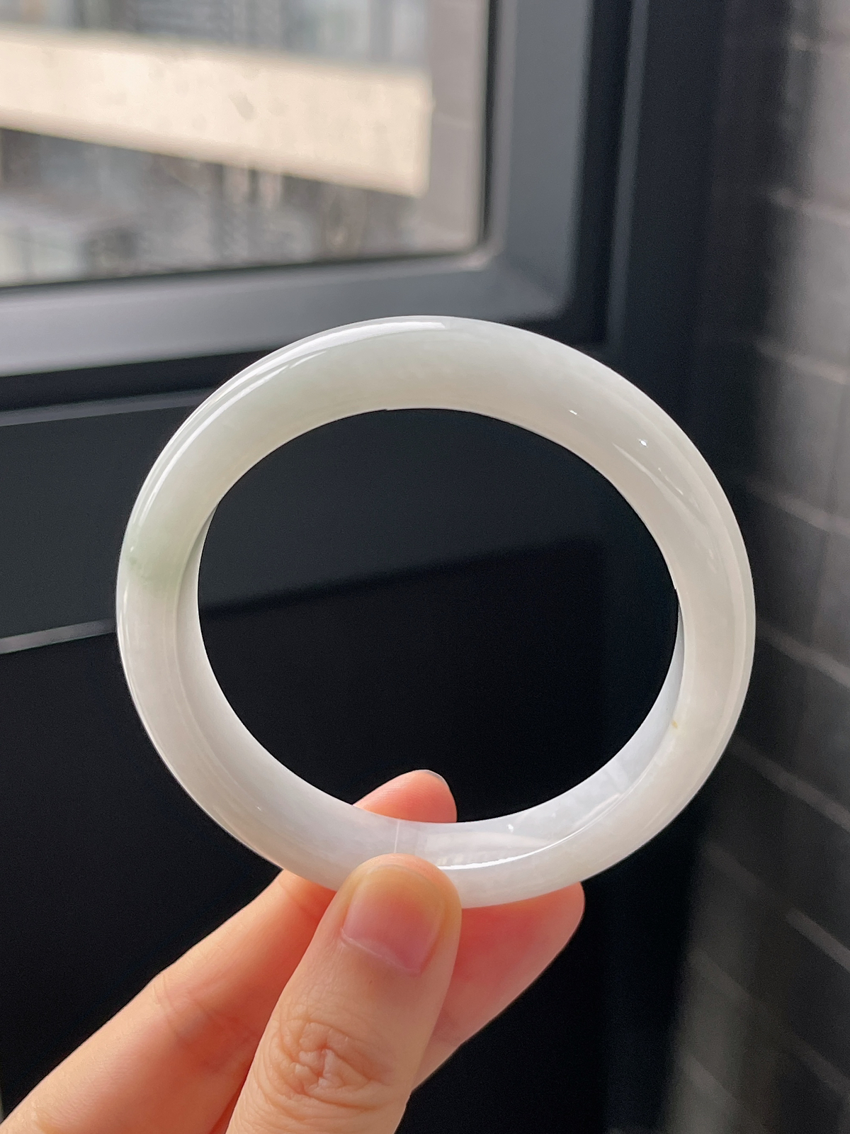 正圈56圈口，翡翠糯化种白色手镯