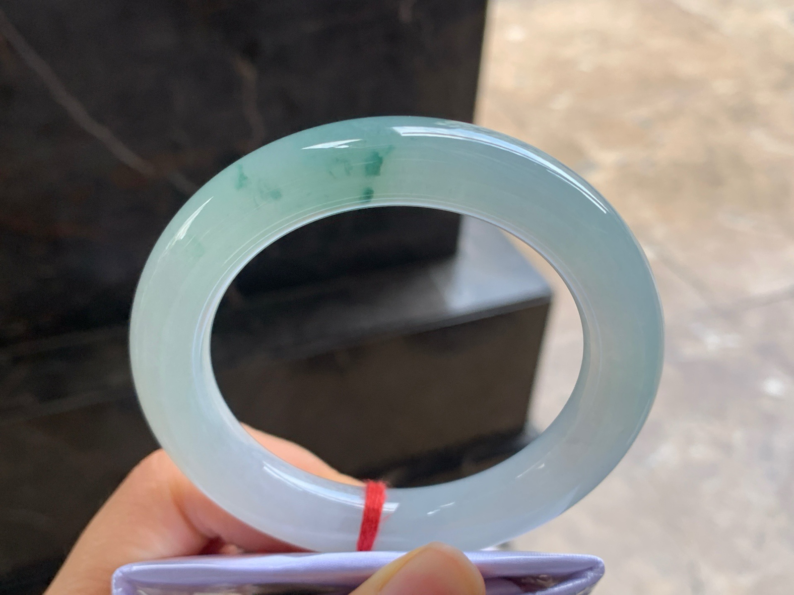 56-11.5mm

飘花圆条手镯^_^玉质温润