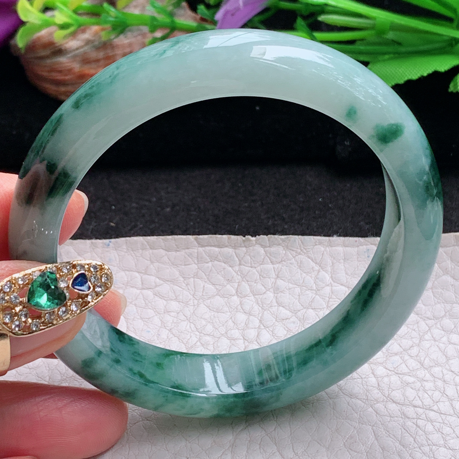 js实拍56.5*12*8平安镯 天然翡翠a货手镯冰飘花灵动正圈玉镯子