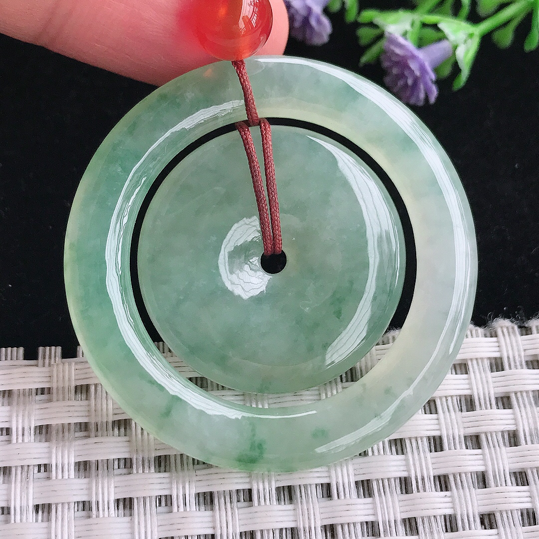 实拍A货翡翠43.3/5.2老坑冰润起胶冰晴绿母子扣吊坠翡翠玉挂件