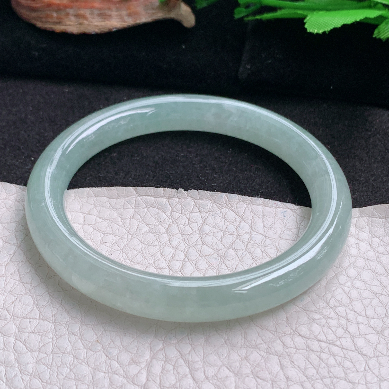 hy实拍56*9.3*8.8美人镯 天然翡翠a货手镯冰晴秀气圆条正圈玉镯子