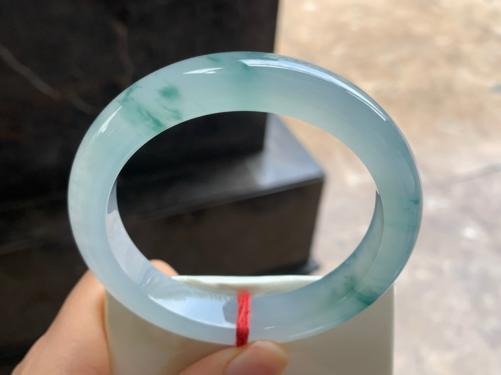 57.5-12.5-9mm

蓝花手镯^_^水润