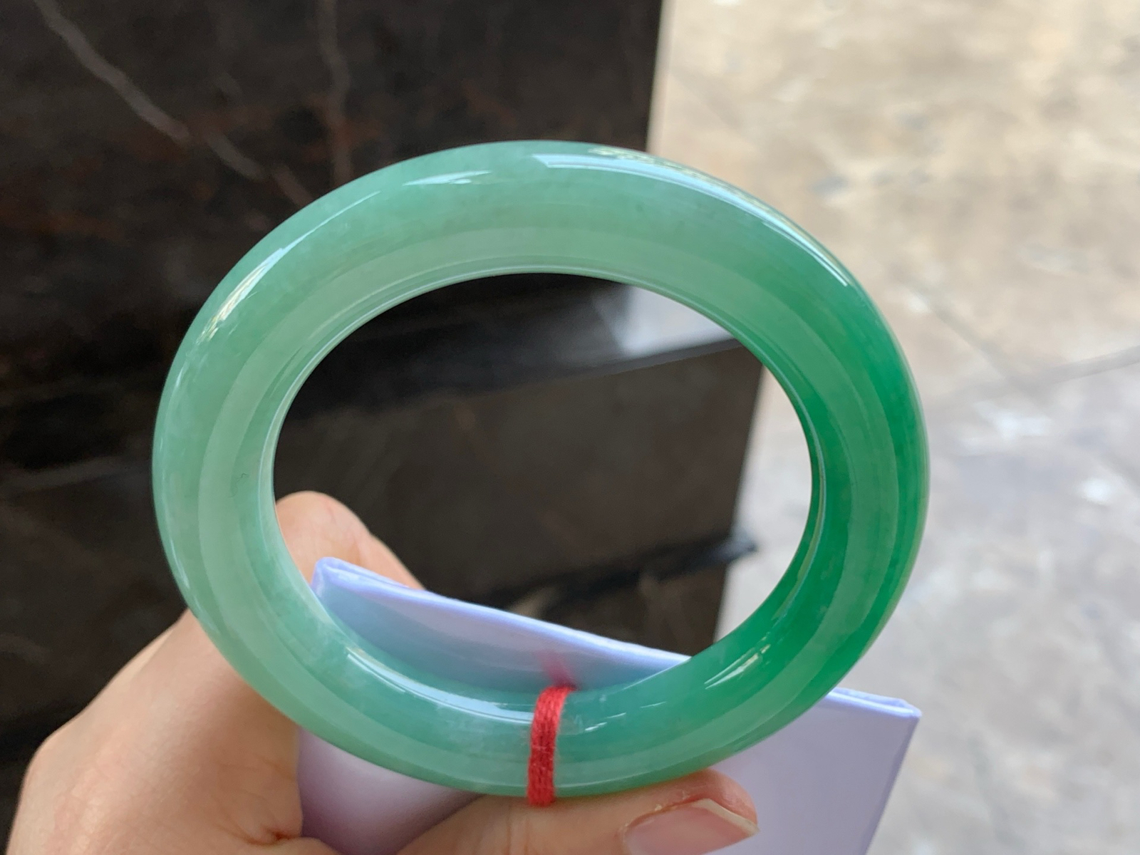 56.5-11.6

绿色圆条手镯^_^鲜艳 浓郁