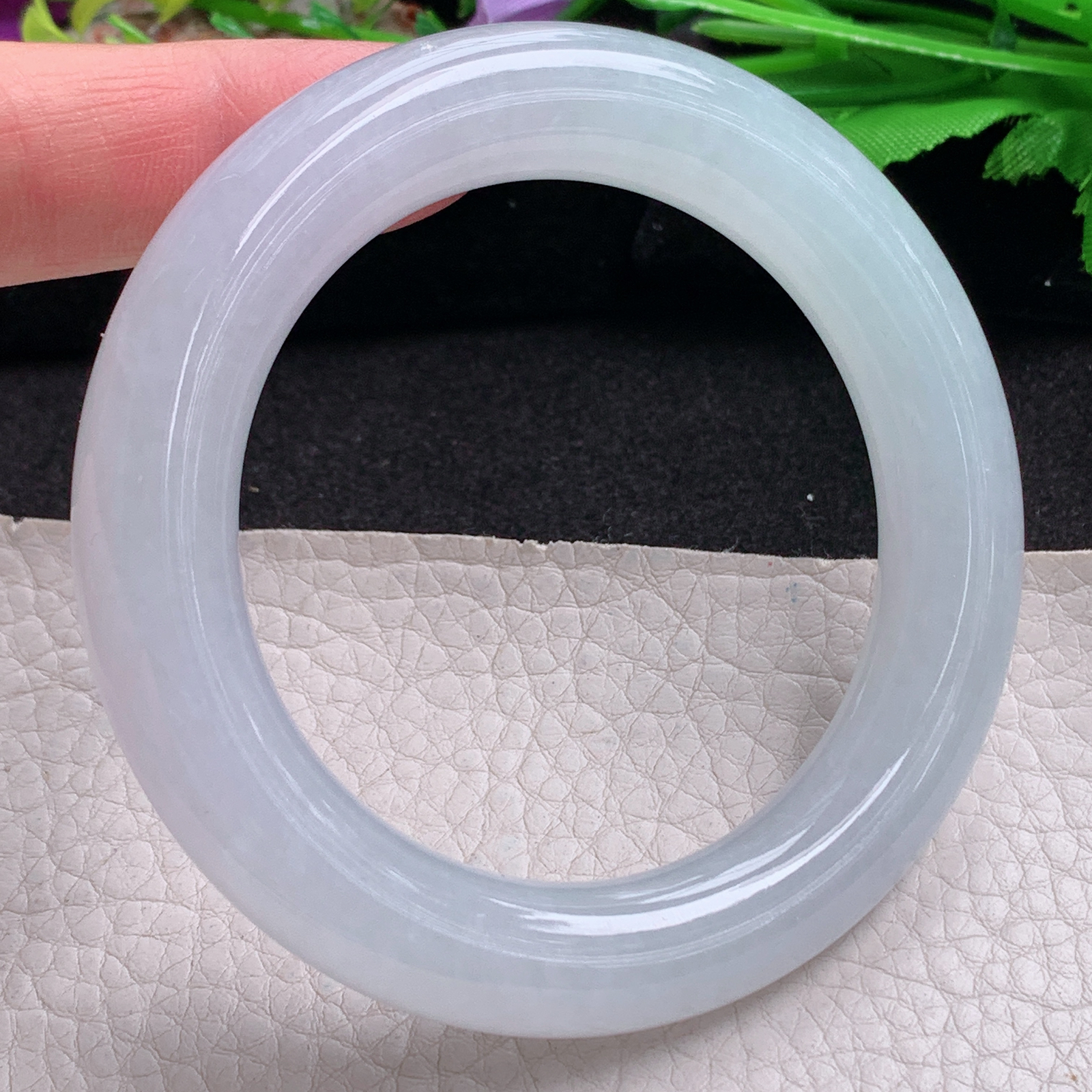 ee实拍54.5*11.6*11.8胖圆镯 天然翡翠a货手镯润润白月光条玉镯子