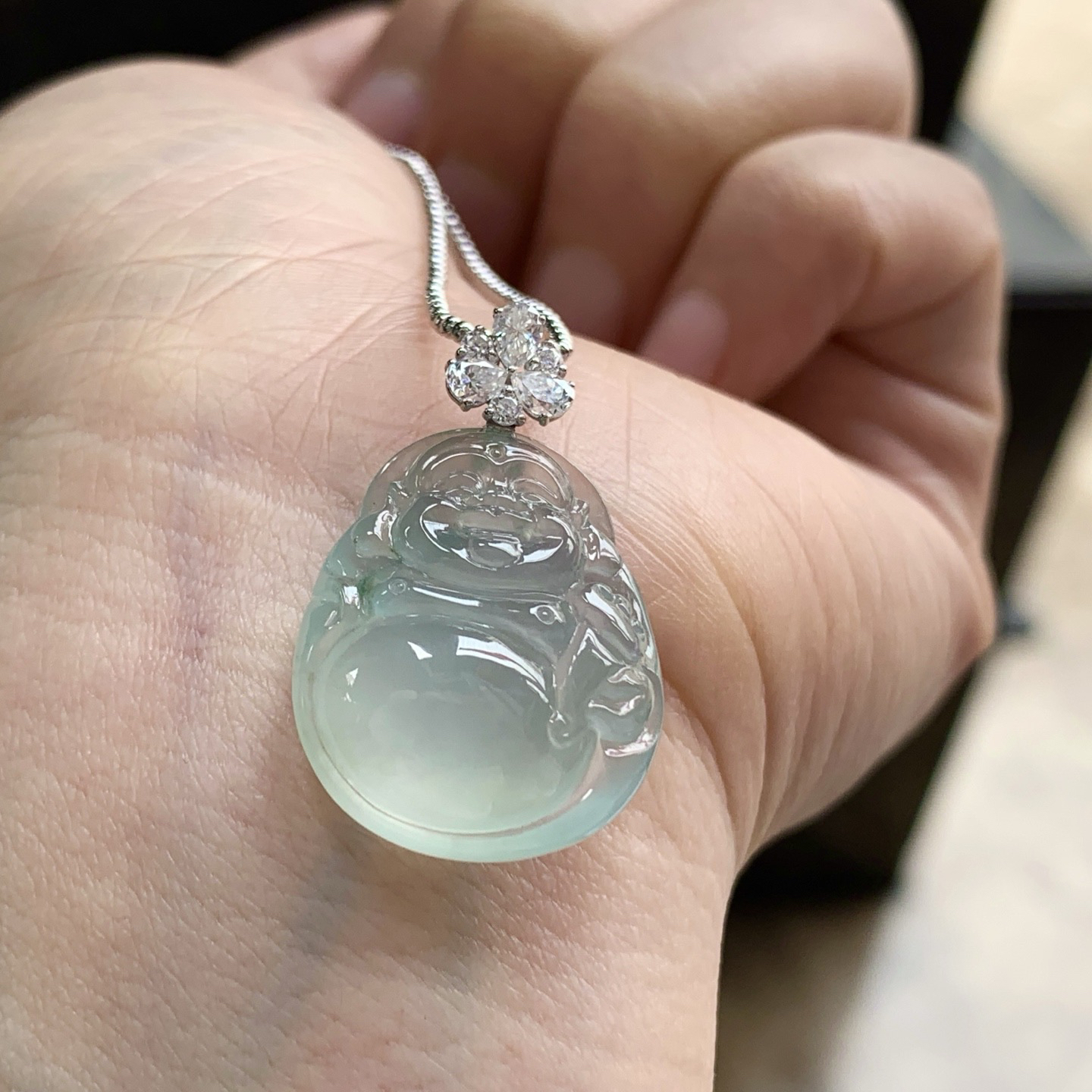 金扣冰种宝宝佛^_^清新冰透尺寸22-18-8mm